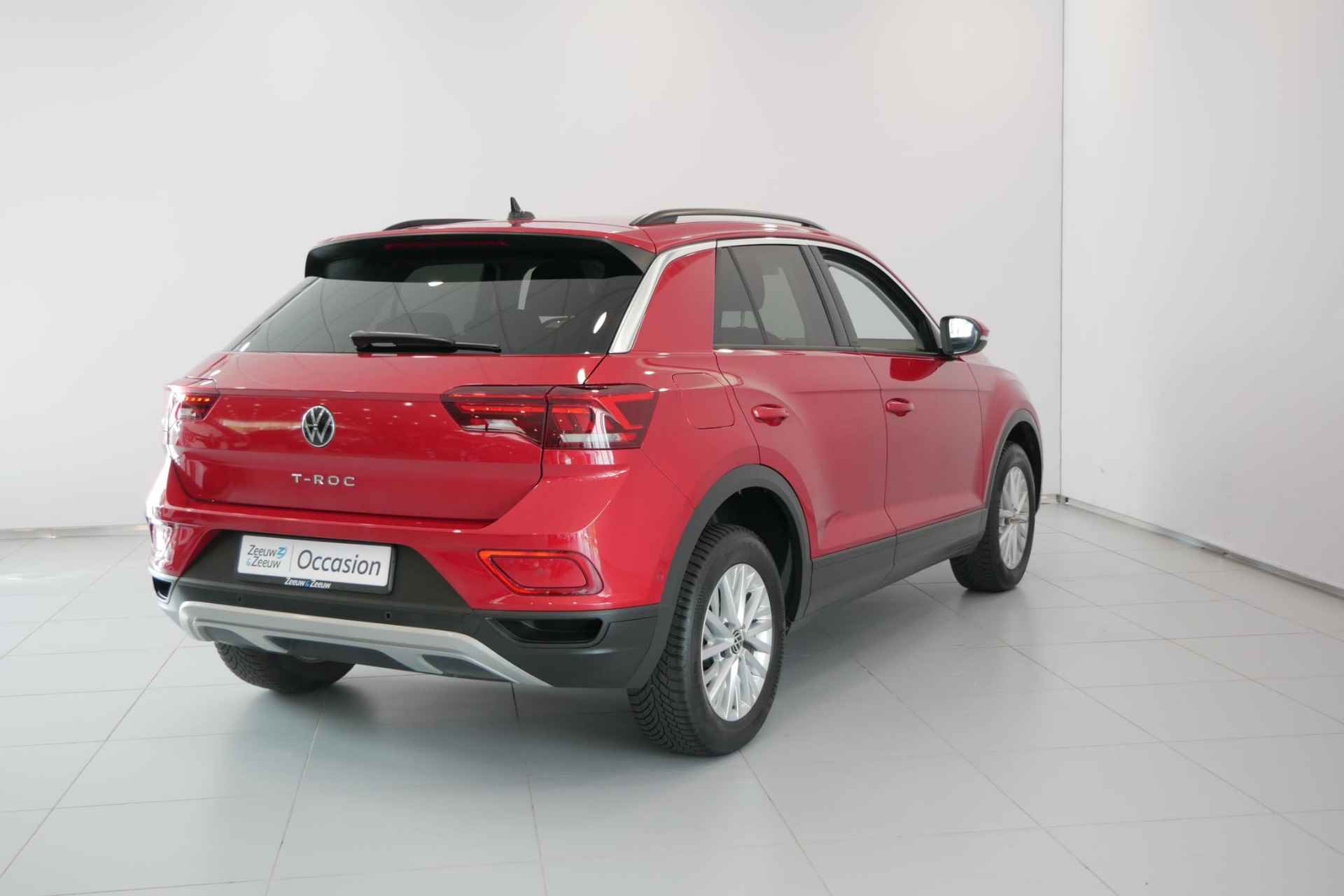 Volkswagen T-Roc 1.5 TSI Life Business 150PK*Automaat*Navigatie+Camera*Climate*Parc Assist*LM.Velgen*Adaptive Cruise Control*RIJK UITGERUST! - 8/34