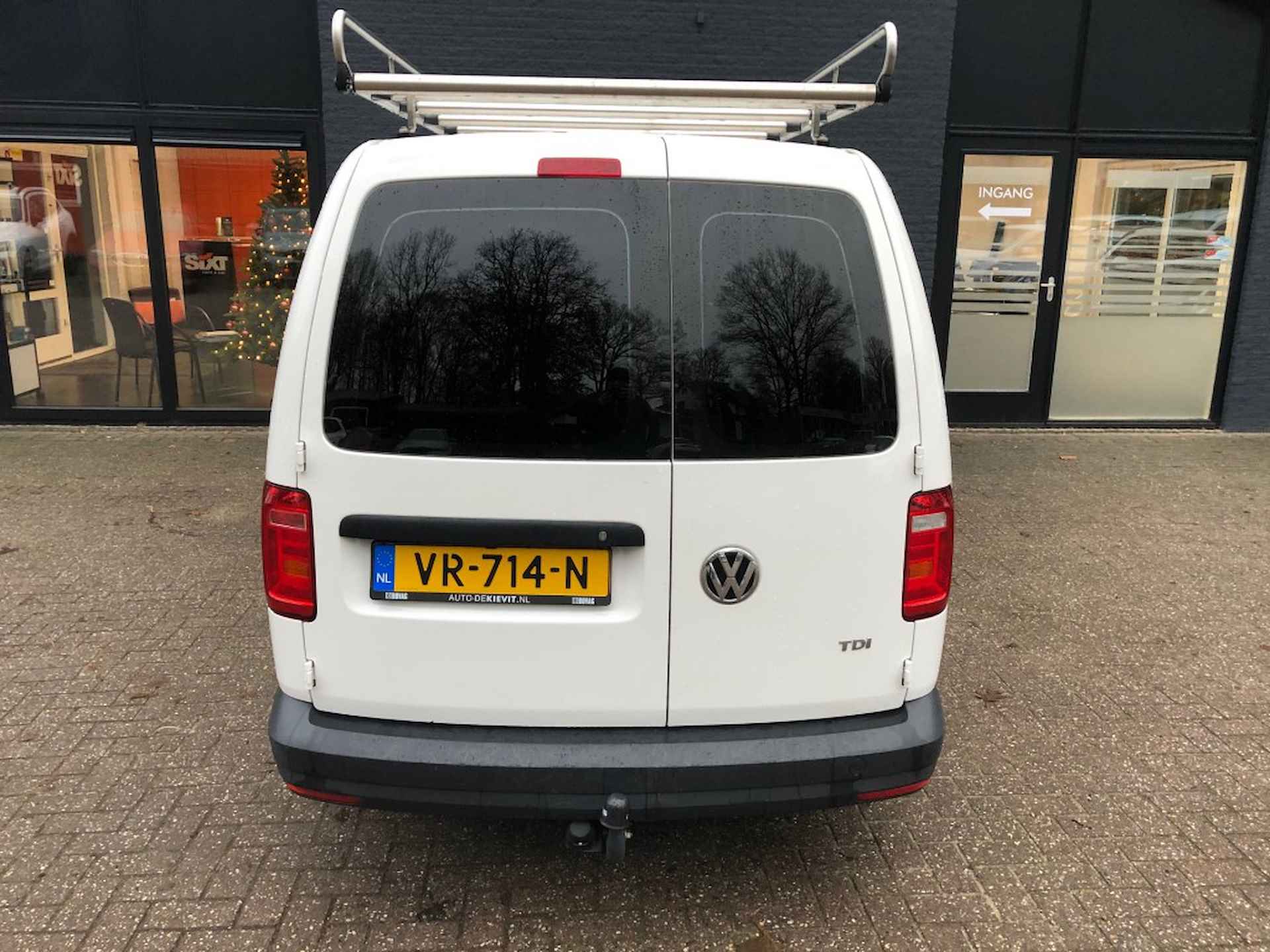 VOLKSWAGEN Caddy Maxi 1.6 TDI L2H1 TREND **Navi , trekhaak, camera** - 6/25