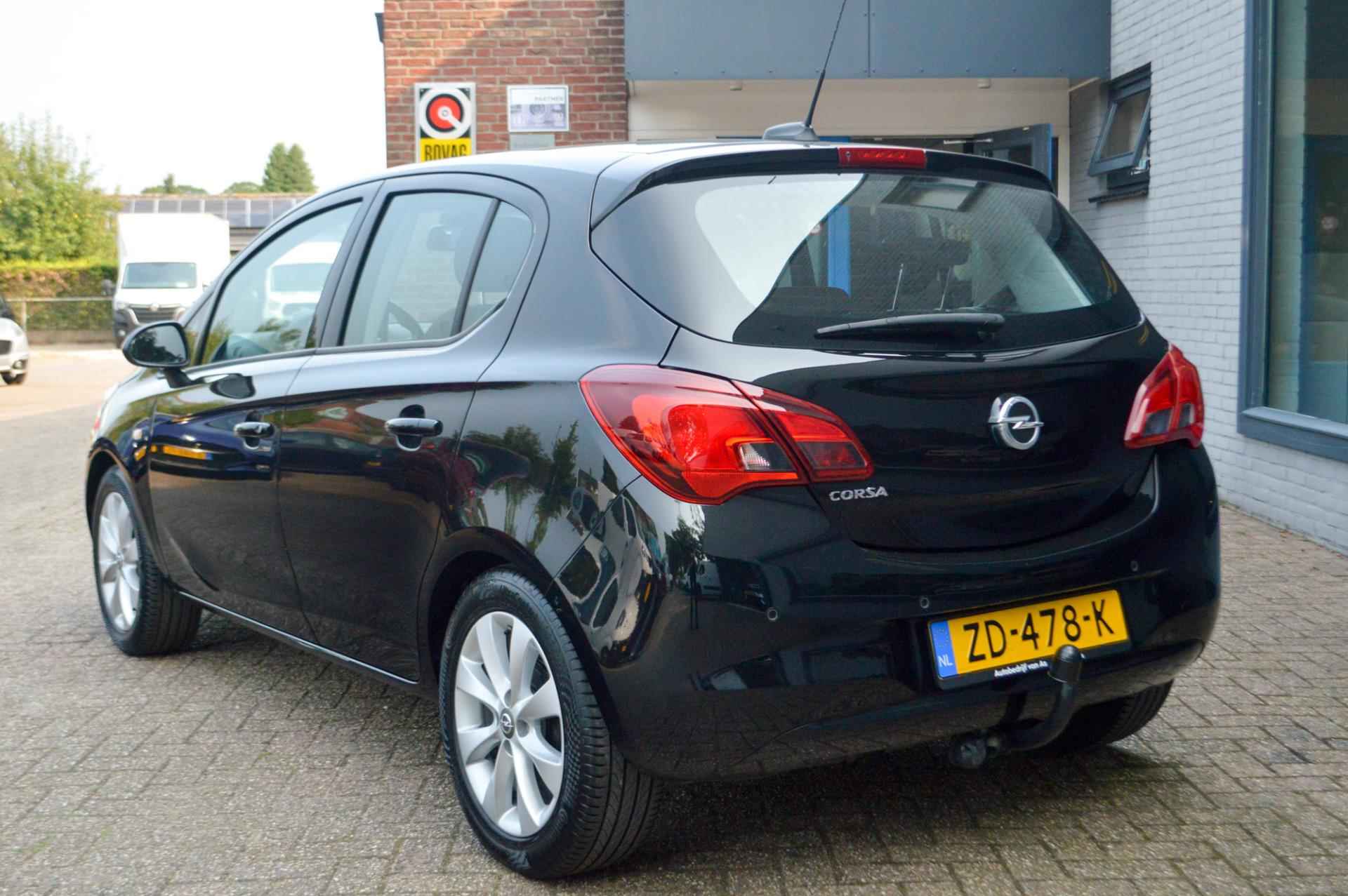 Opel Corsa 1.4 Favourite | Navi | Airco | Cruise | Parkeersensoren | Trekhaak - 12/33