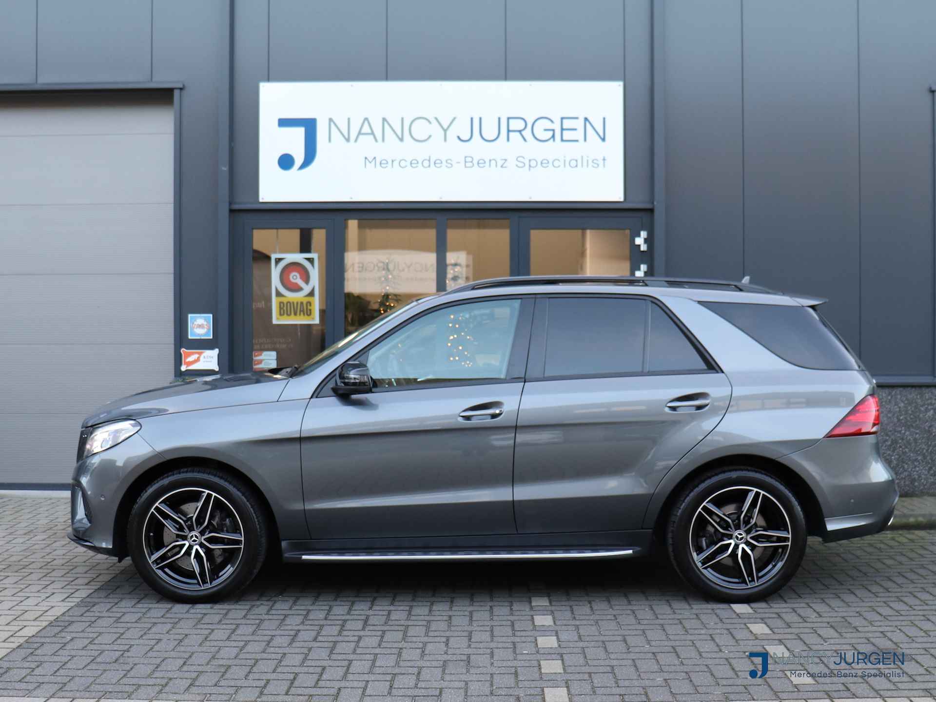 Mercedes-Benz GLE 400 4MATIC AMG | Sport Ed. | Achteruitrij Camera | Airmatic DC | Apple Car Play | Comand | ECC | Night Pakket | Volleder | LED | Trekhaak | Volledig Dealeronderhouden | 1e Eigenaar - 8/55