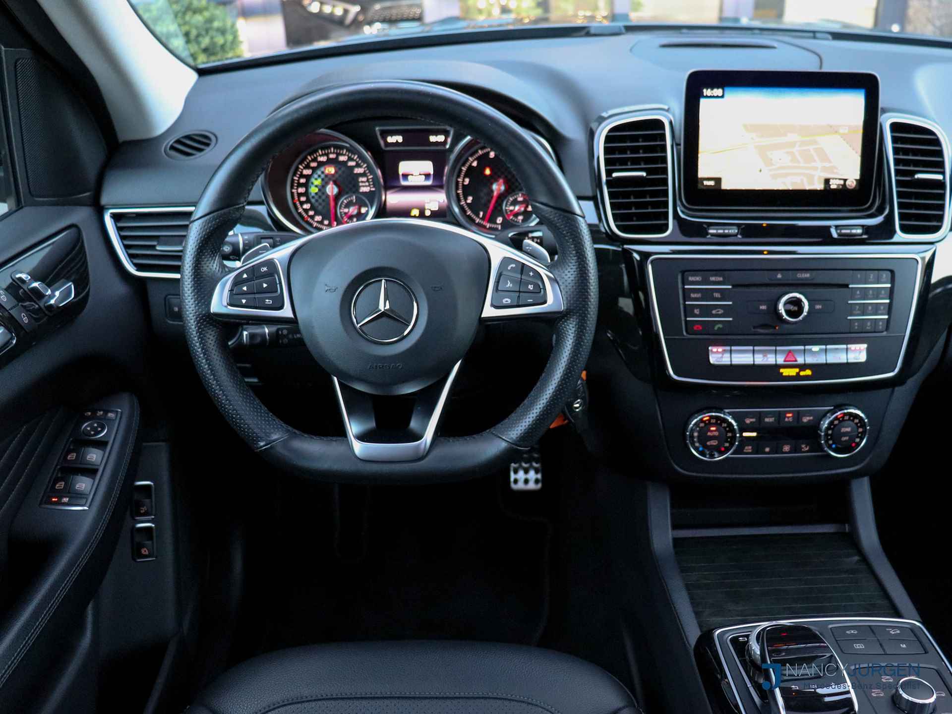 Mercedes-Benz GLE 400 4MATIC AMG | Sport Ed. | Achteruitrij Camera | Airmatic DC | Apple Car Play | Comand | ECC | Night Pakket | Volleder | LED | Trekhaak | Volledig Dealeronderhouden | 1e Eigenaar - 22/55