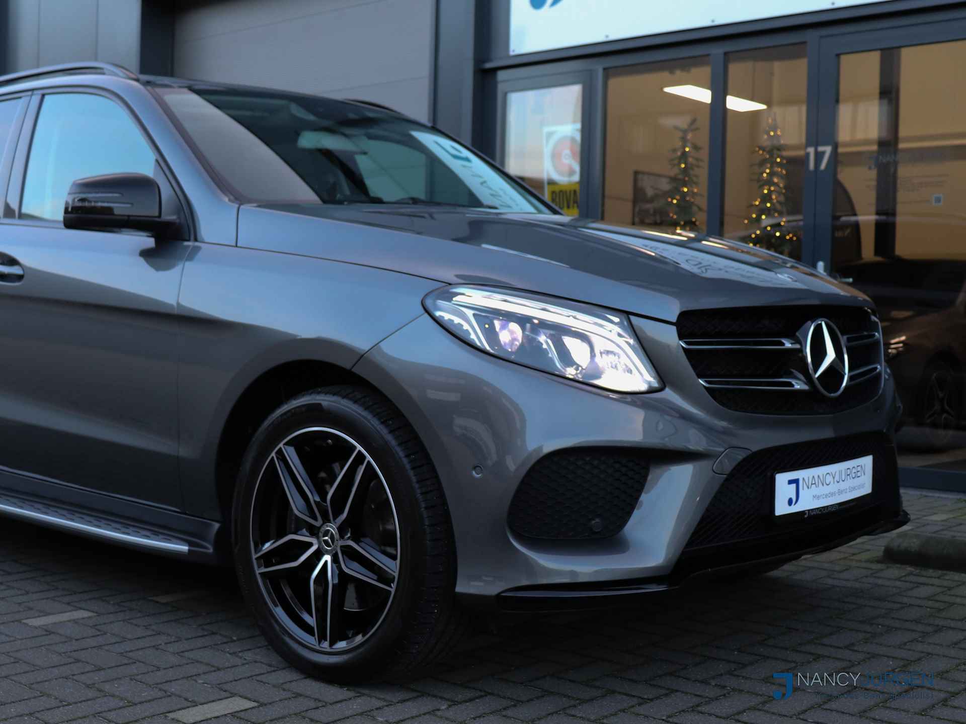 Mercedes-Benz GLE 400 4MATIC AMG | Sport Ed. | Achteruitrij Camera | Airmatic DC | Apple Car Play | Comand | ECC | Night Pakket | Volleder | LED | Trekhaak | Volledig Dealeronderhouden | 1e Eigenaar - 46/55