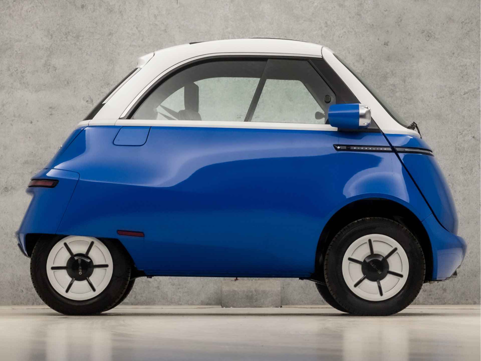 Microlino L7 Competizione 10.5 kWh (LEASE 300,- P/M, DIRECT LEVERBAAR, NIEUW, VERSIE 2, ZURICH BLUE DUOCOLOR, 90 KM/H, 180KM ACTIERADIUS, NIEUW) - 4/34