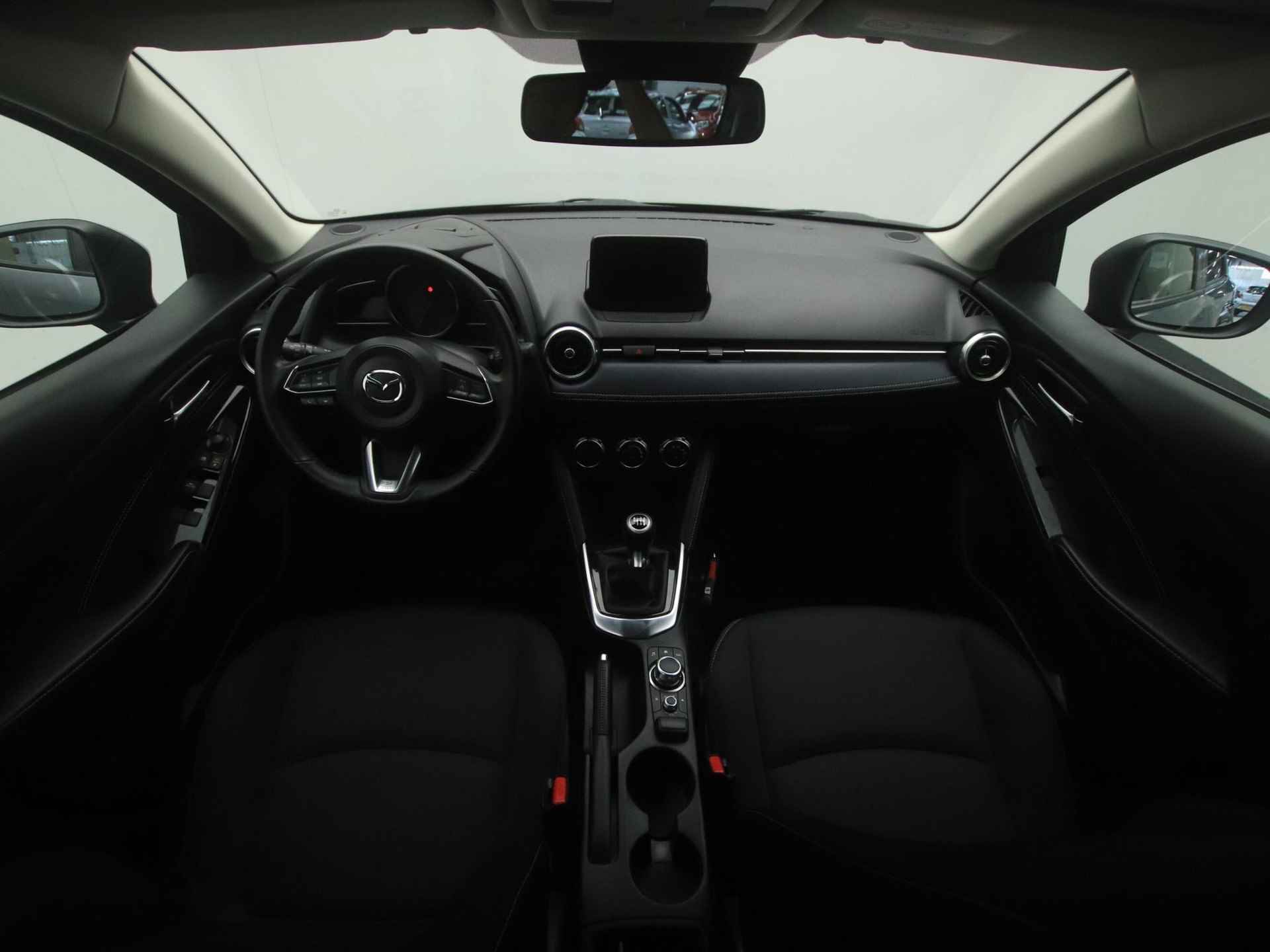 Mazda 2 1.5 Skyactiv-G Luxury i-Activesense : dealer onderhouden - 20/41