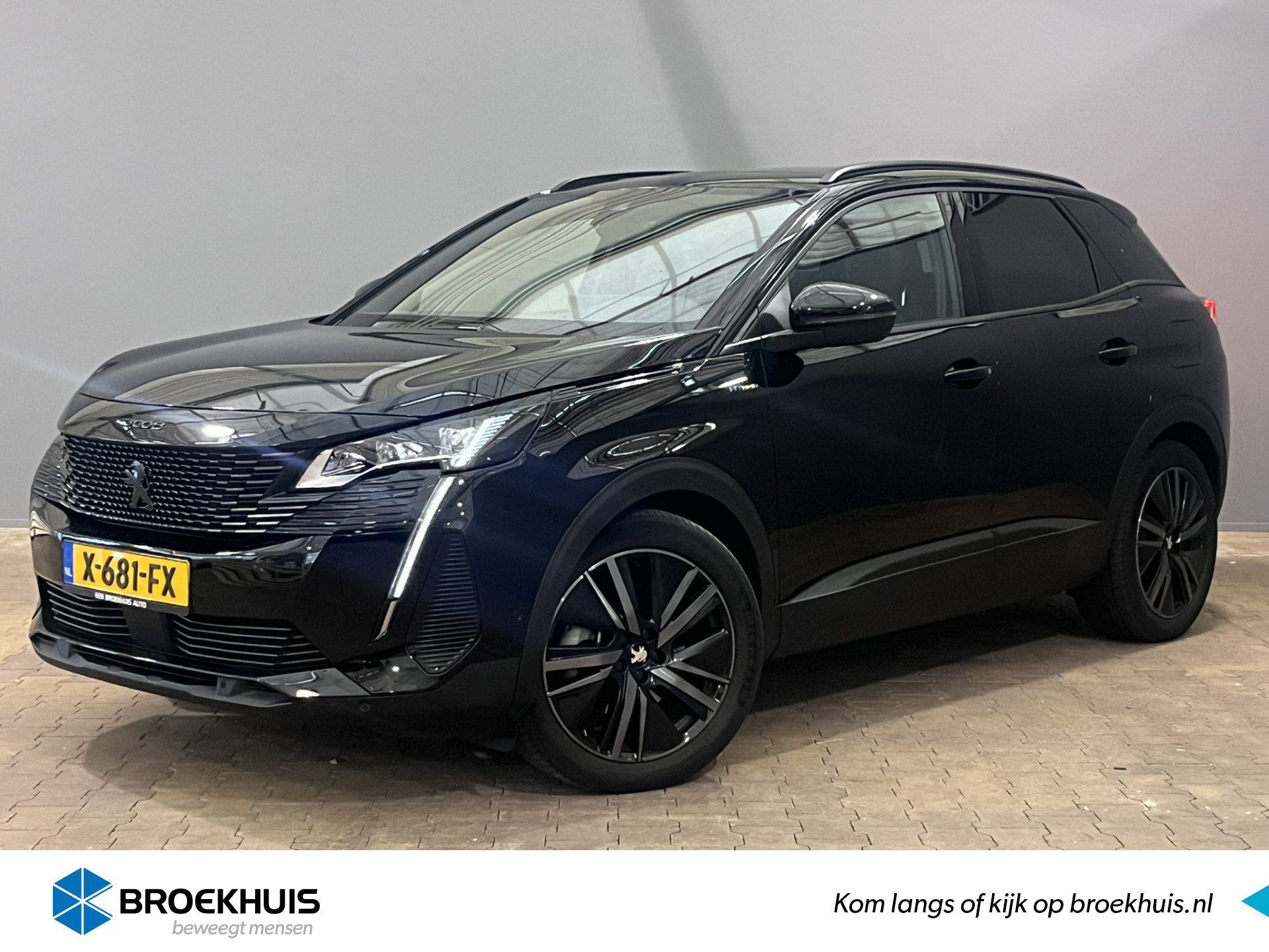 Peugeot 3008 1.6 HYbrid 225 GT | Black Pack | Panoramadak | Keyless | Elek.Stoel | Elek.Klep | Camera | Adaptieve cruise | Clima | Dode hoek  Geheugen! | Leder/Stof | 19'' Lichtmetaal | Getint glas | Carplay | 2023 | 18.337KM!