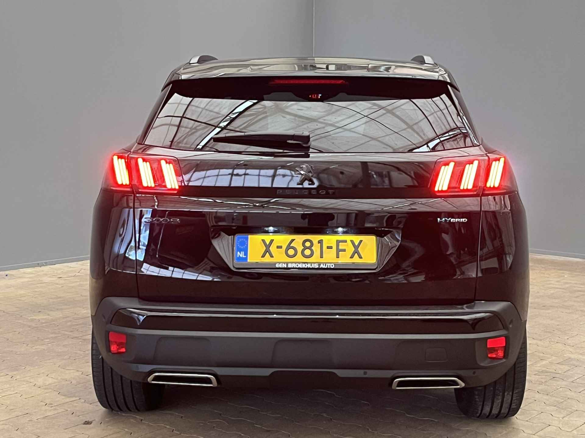 Peugeot 3008 1.6 HYbrid 225 GT | Black Pack | Panoramadak | Keyless | Elek.Stoel | Elek.Klep | Camera | Adaptieve cruise | Clima | Dode hoek  Geheugen! | Leder/Stof | 19'' Lichtmetaal | Getint glas | Carplay | 2023 | 18.337KM! - 16/56