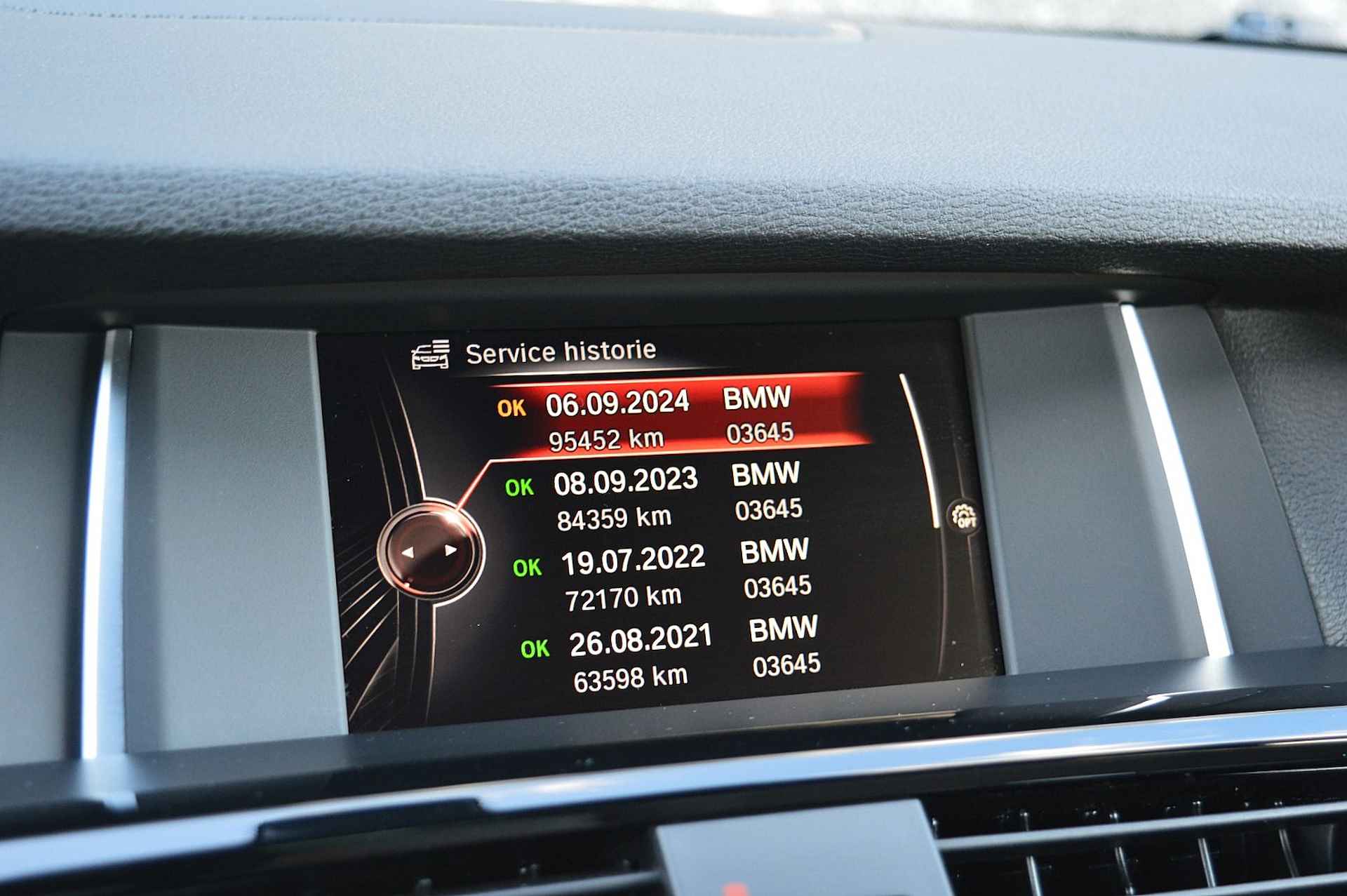 BMW X4 xDrive20i M-Sport Rijklaarprijs -Garantie LederSport Interieur Navigatie Xenon Airco - 23/38