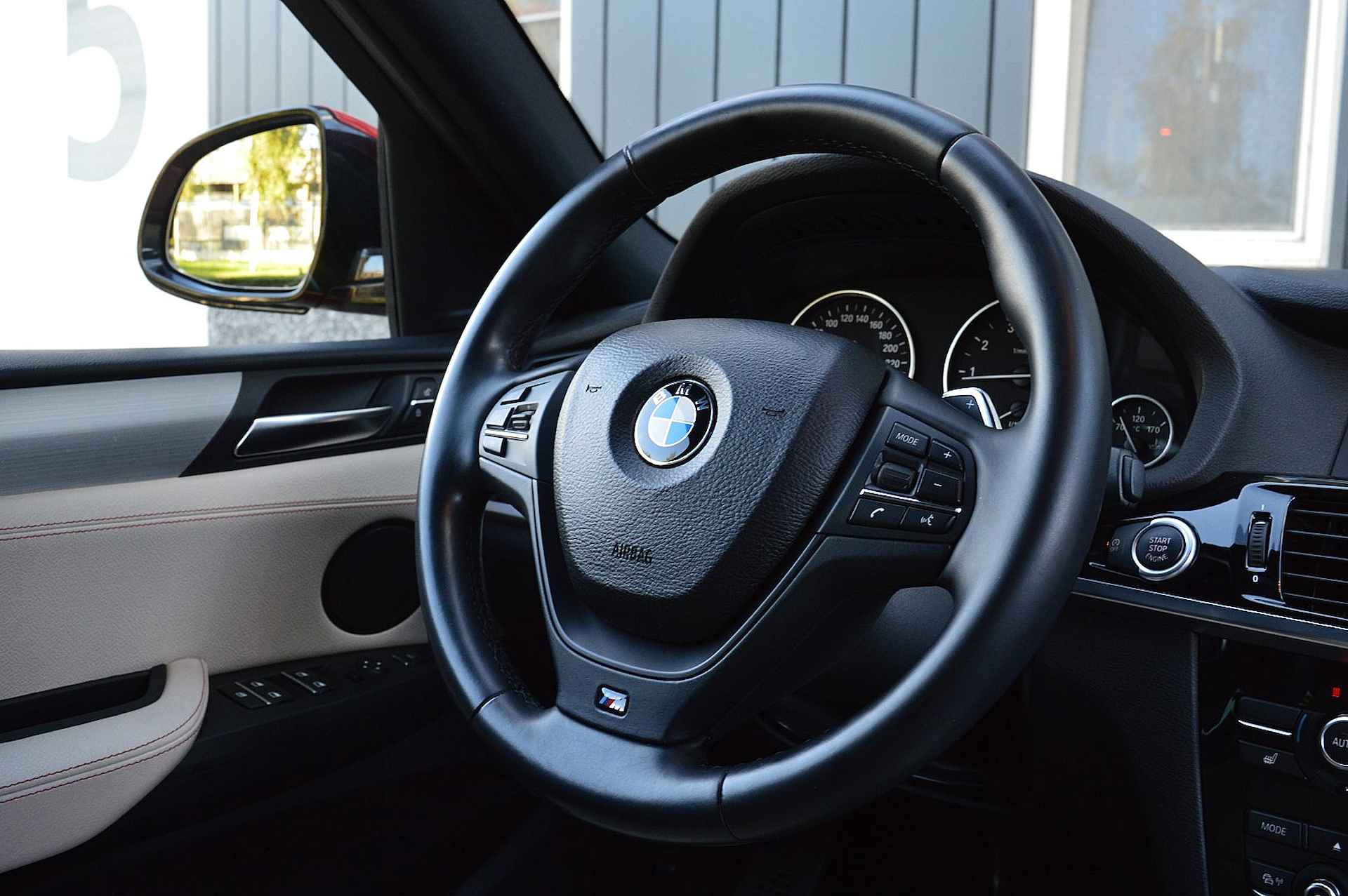 BMW X4 xDrive20i M-Sport Rijklaarprijs -Garantie LederSport Interieur Navigatie Xenon Airco - 37/38