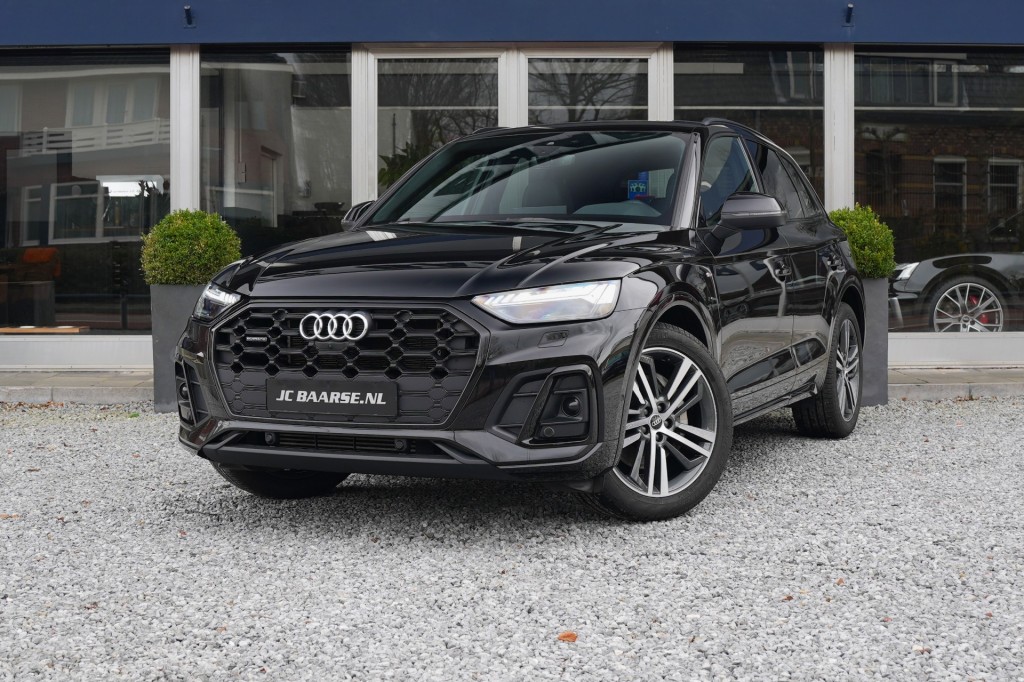 AUDI Q5 55 TFSI E competition S EDITION