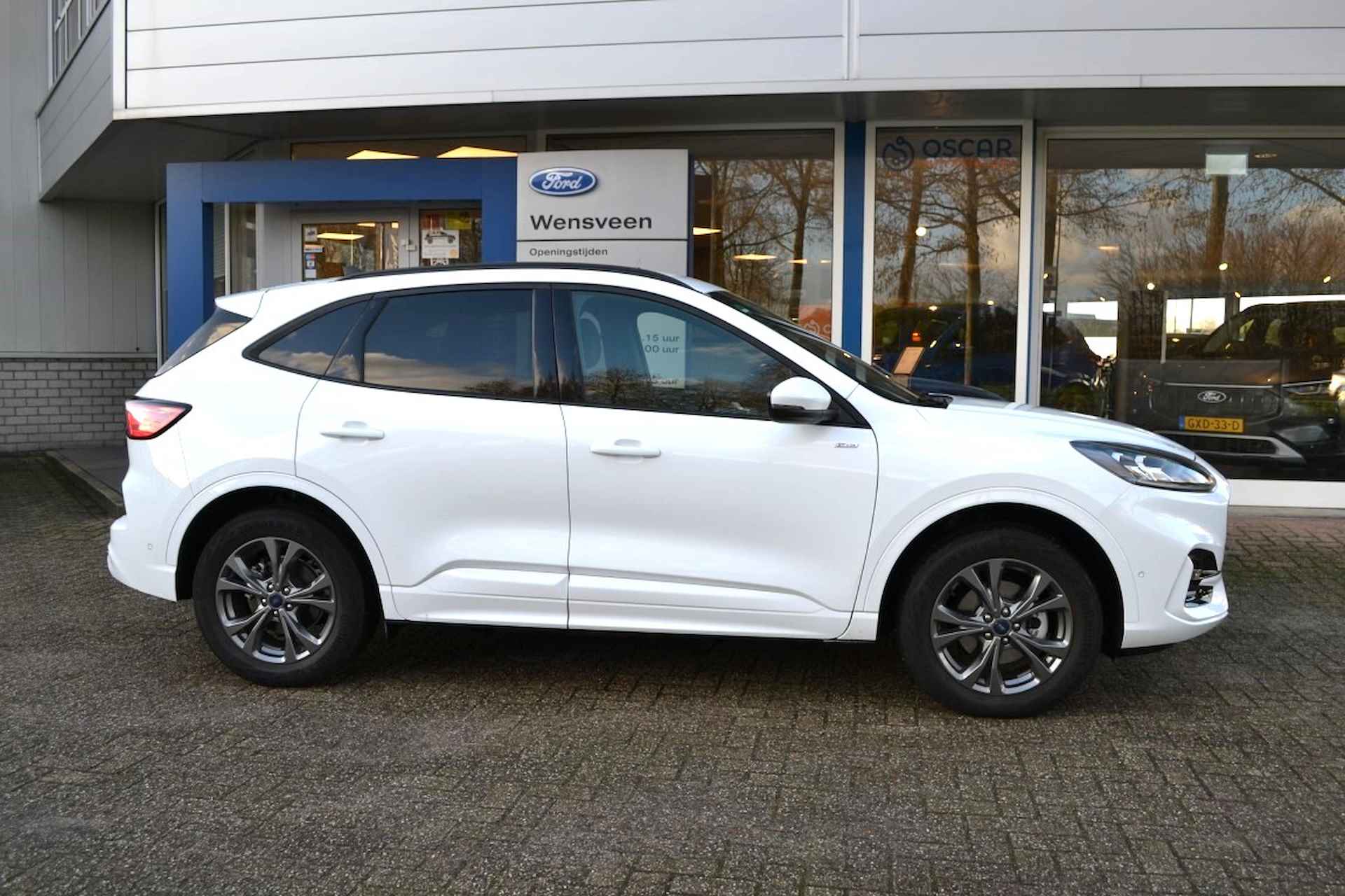 Ford Kuga 2.5 PHEV e-CVT 225pk ST Line X | veel extra's - 8/28