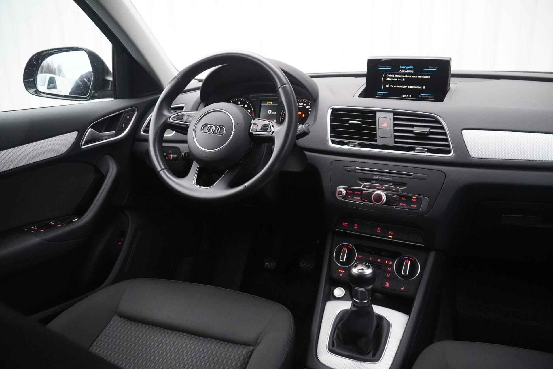 Audi Q3 1.4 TFSI 150pk S-tronic Sport Advance Sport | Navigatie | Camera | Achterklep Elektrisch - 29/30