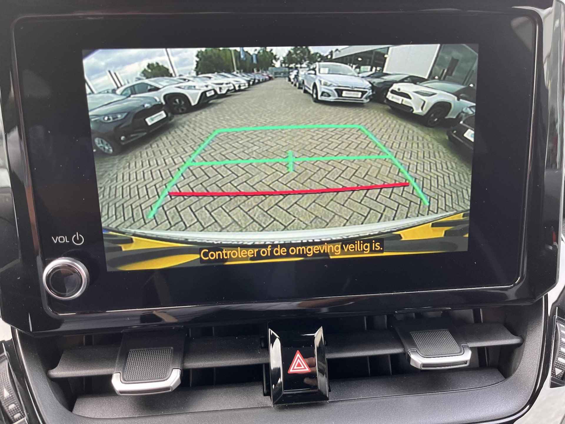 Toyota Corolla 1.8 Hybrid GR-Sport | All-in prijs | Apple Carplay | Achteruitrijcamera - 17/29