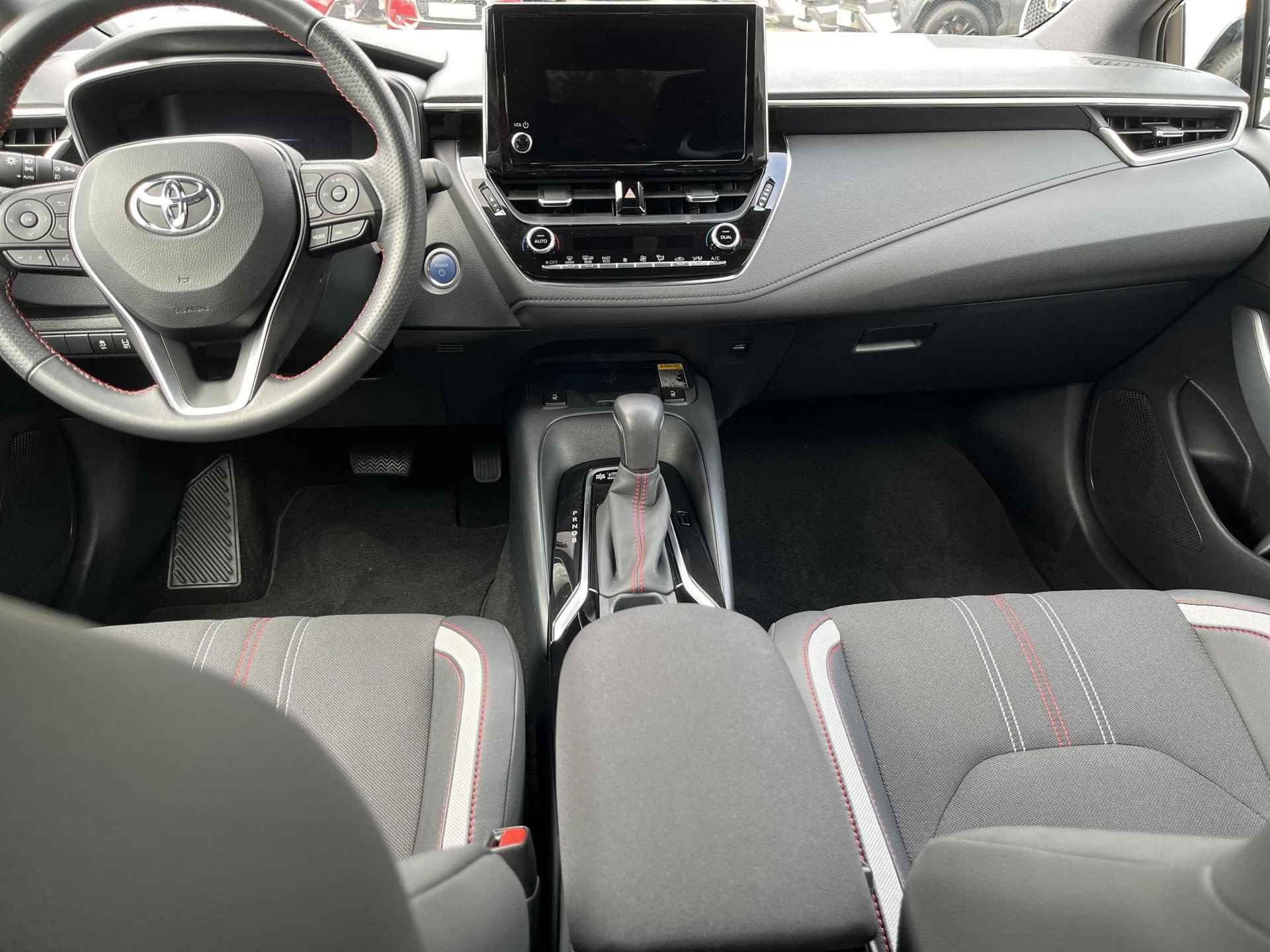 Toyota Corolla 1.8 Hybrid GR-Sport | All-in prijs | Apple Carplay | Achteruitrijcamera - 22/29