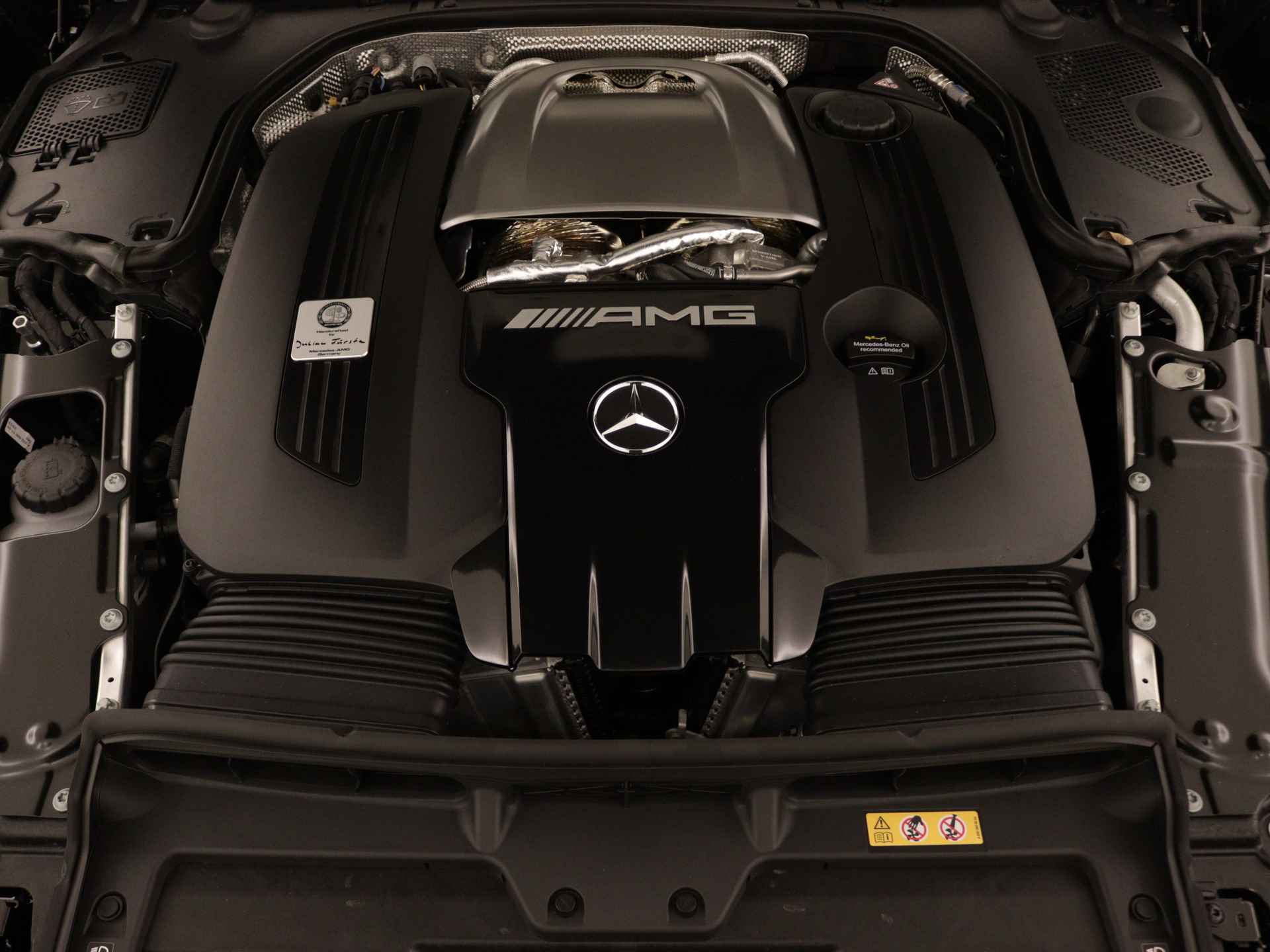 Mercedes-Benz SL-Klasse Roadster 63 4MATIC+ | Magic vision control | AMG Track Pace | AMG Nightpakket | Head-up display |  Burmester Surround Sound systeem | Rijassistentiepakket plus |  High Performance keramisch composiet AMG remsysteem | - 35/46