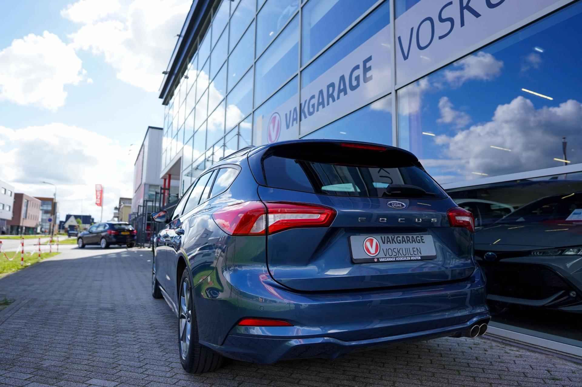 Ford Focus Wagon 1.0 EcoBoost Hybrid ST Line X Business - 3/37