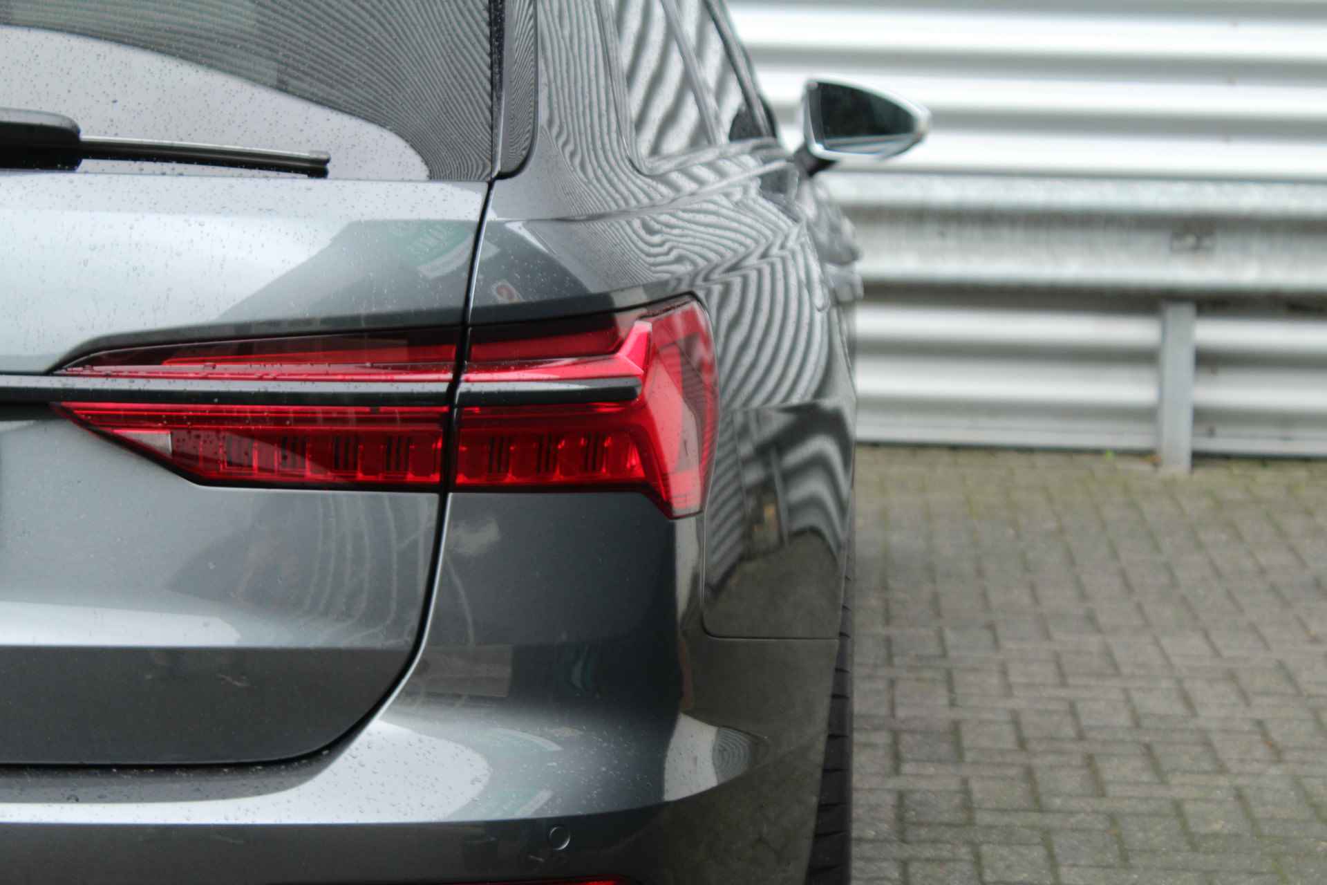 Audi S6 Avant 3.0 TDI V6 350pk quattro Automaat BTW Luchtvering Panoramadak HUD B&O 21"LMV Sfeer VOL - 41/41