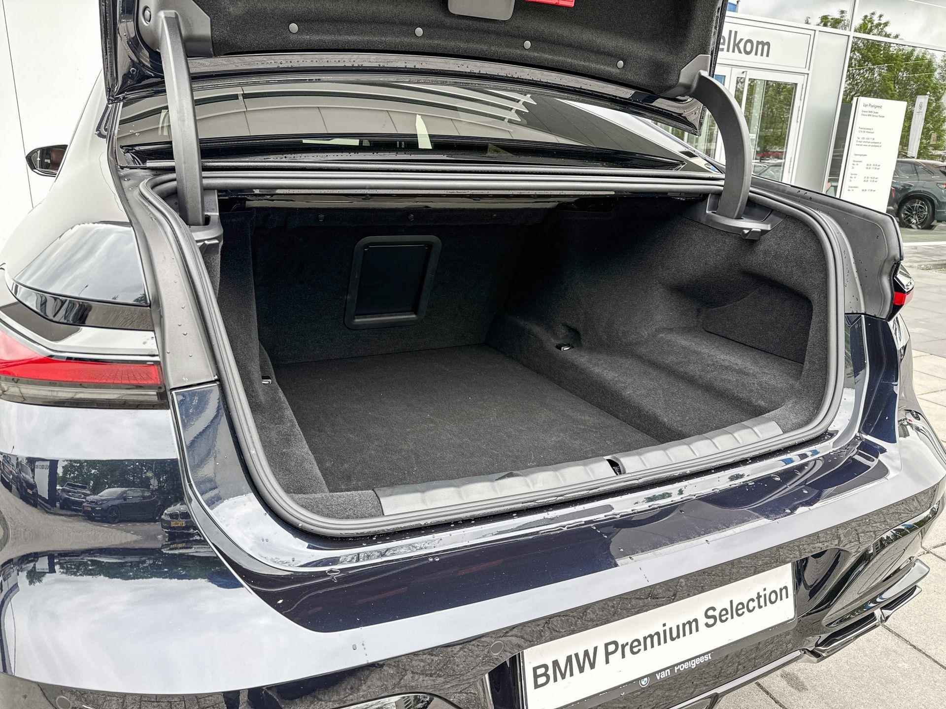 BMW 7 Serie M760e xDrive Bowers & Wilkins Diamond / Executive Lounge / Executive Pack / Performance Pack / Connoisseur Pack / Climate Acoustics Pack / Iconic Glow / Elektrische portieren / CraftedClarity - 22/27