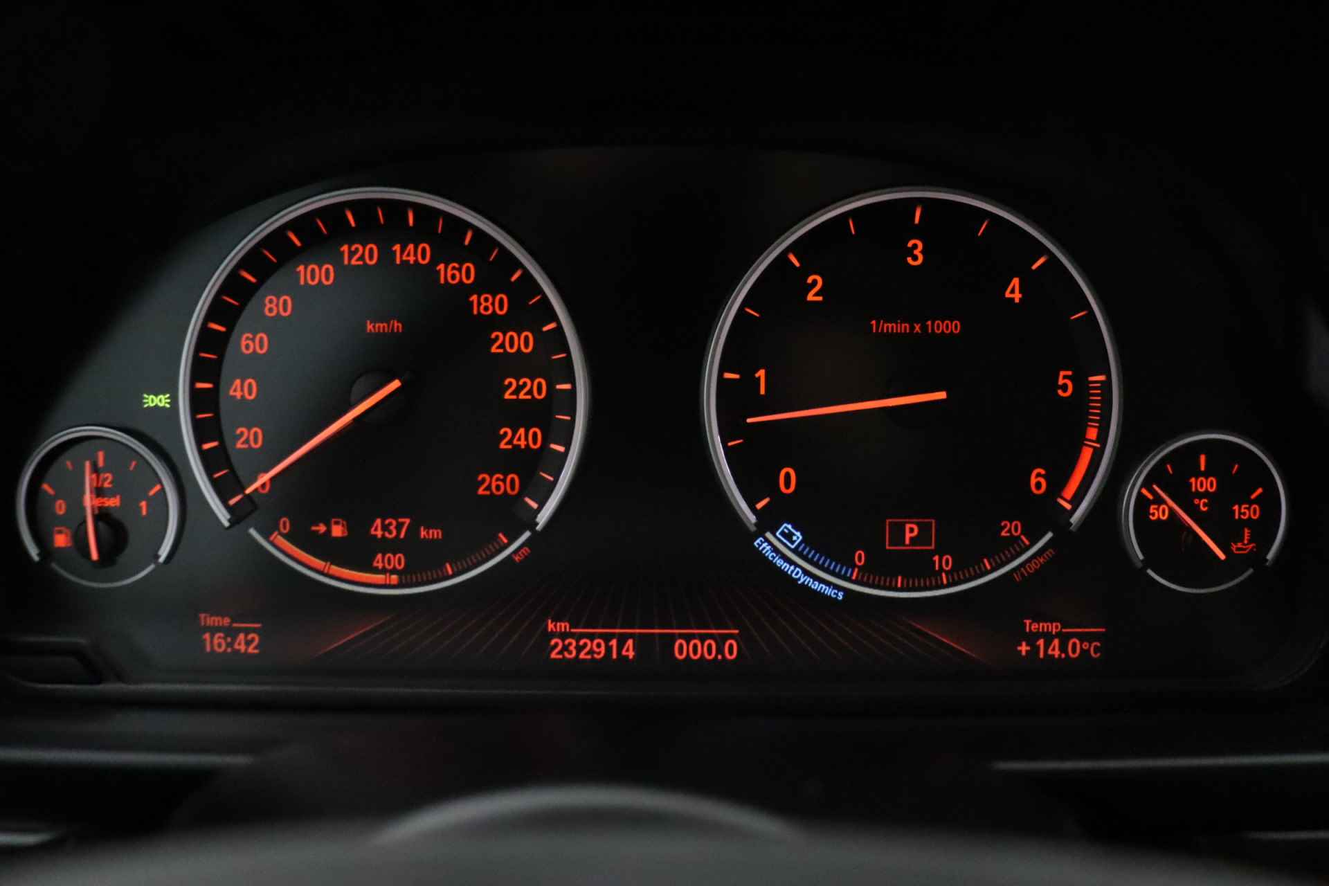 BMW 5 Serie Touring 530d 259pk High Executive | Leder | Sportstoelen | Stoelverwarming | Cruise control - 5/30