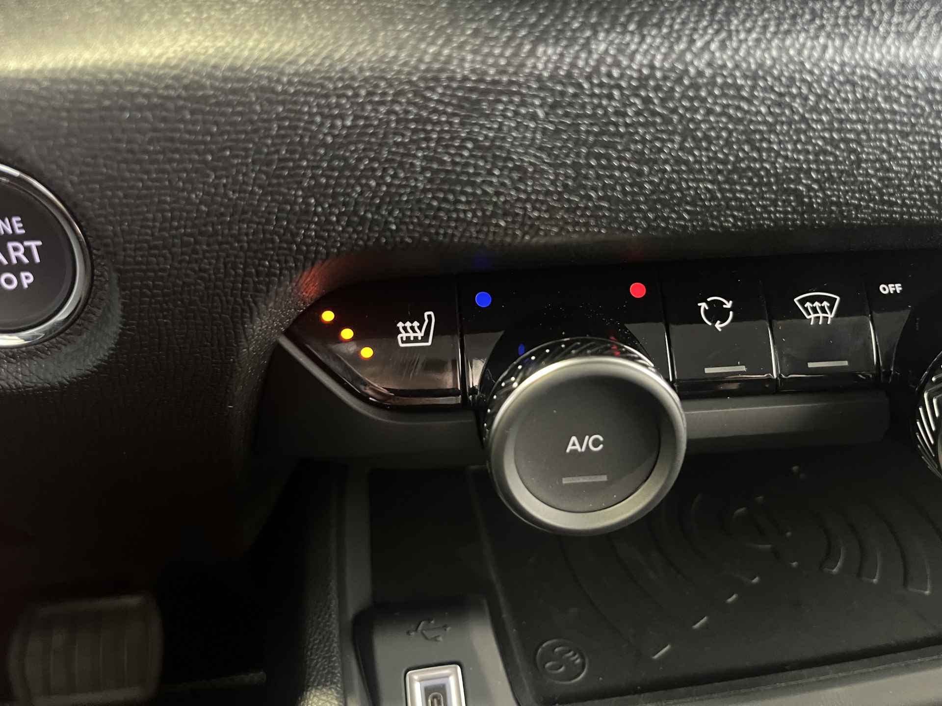 Citroën C4 X 1.2 Puretech Shine | Navigatie | Camera | Cruise control | Climate control | Head up display | Airco - 32/42