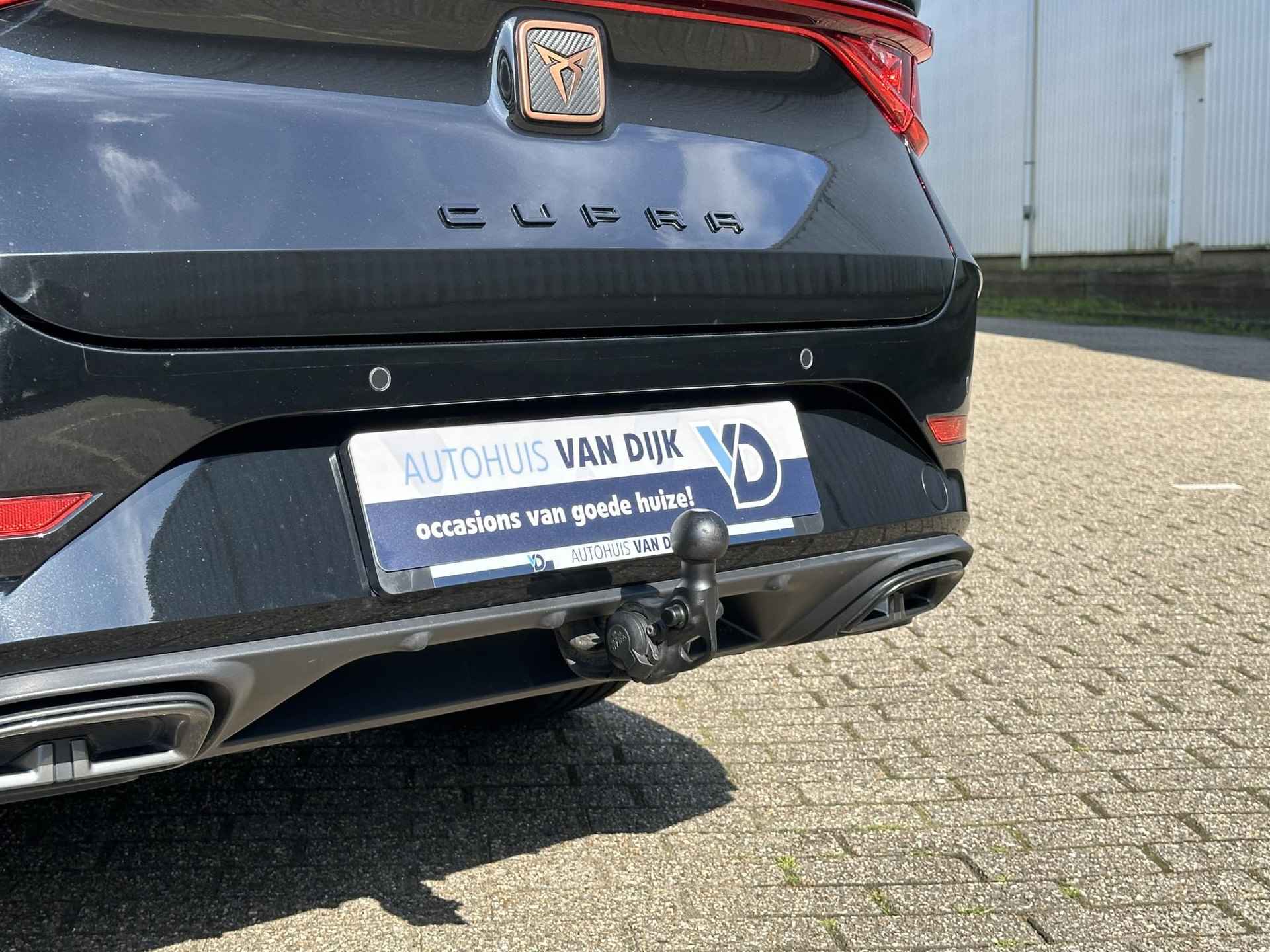 CUPRA Leon Sportstourer 1.5 eTSI Bus.Edition Plus | Trekhaak/Sfeer/Keyless/Navi/Cruise Adapt. - 25/81