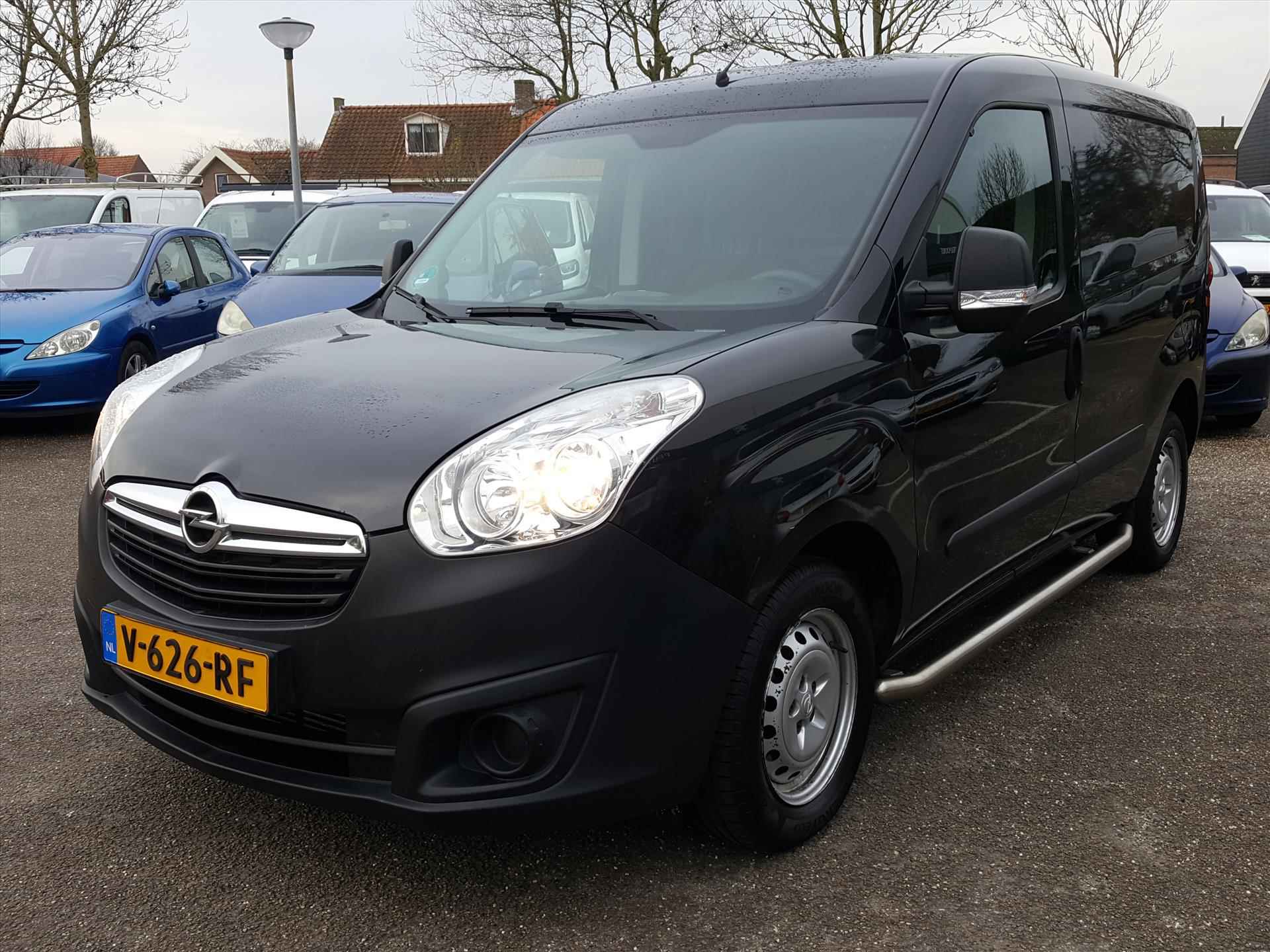 Opel Combo 1.3 D 95PK 2P TREKHAAK | Airco | Cruise control | Bluetooth | Sidebars | Parkeersensoren achter | Zijschuifdeur | Vloer + betimmering laadruimte - 7/46