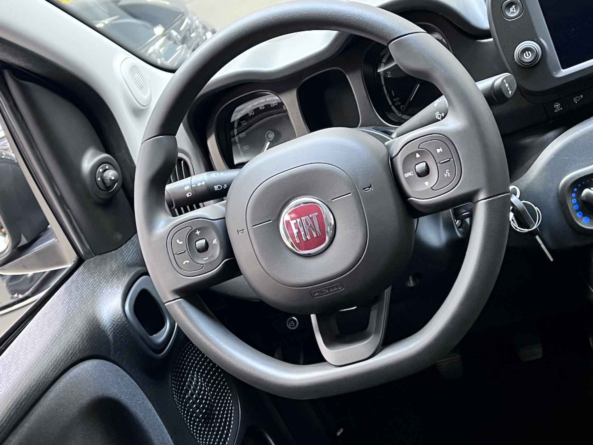 Fiat Panda 1.0 Hybrid Cross * ALS NIEUW * DIRECT LEVERBAAR - 7/28