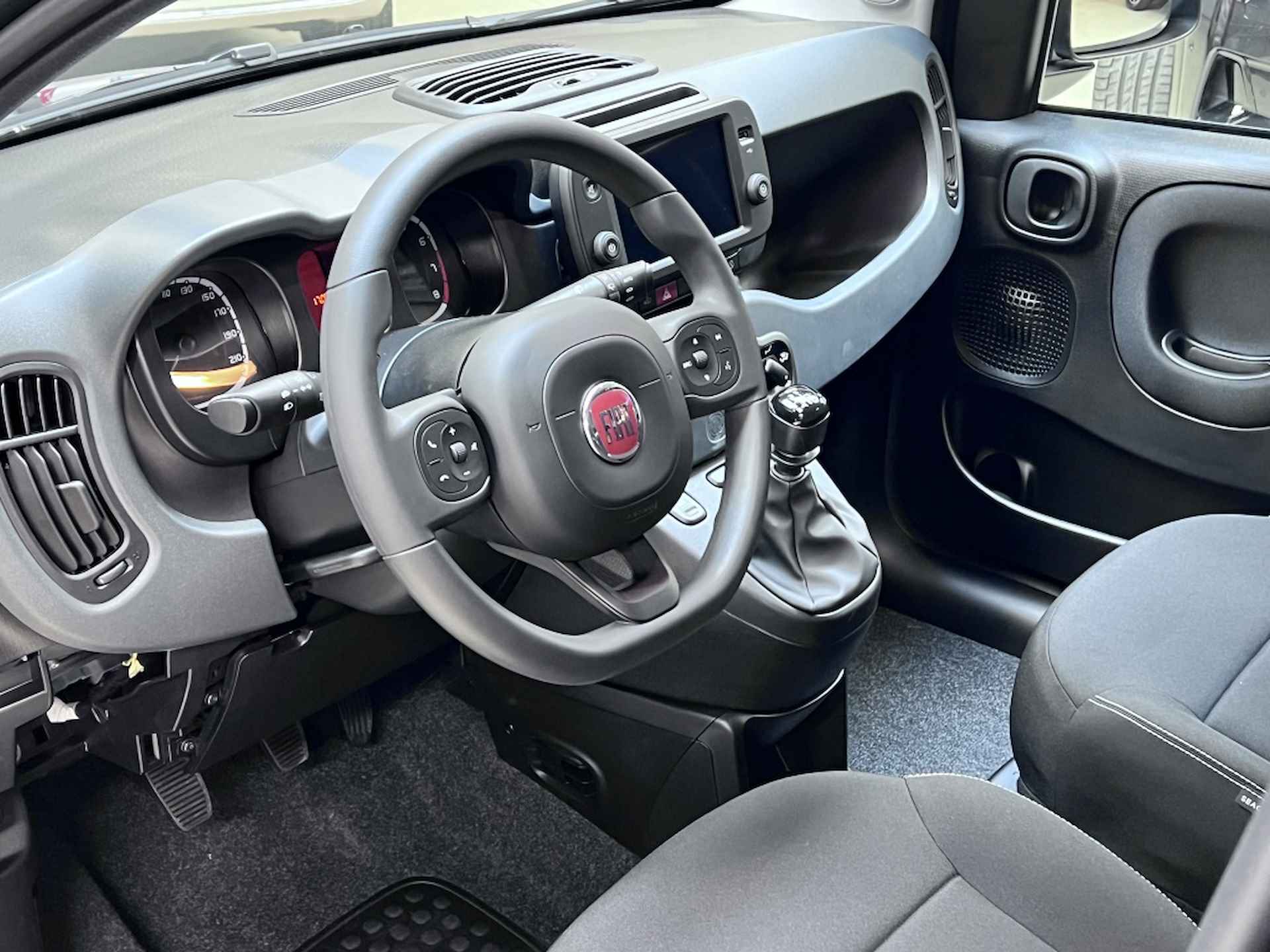 Fiat Panda 1.0 Hybrid Cross * ALS NIEUW * DIRECT LEVERBAAR - 14/28