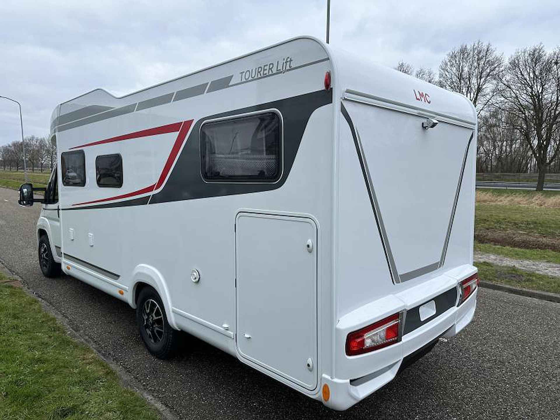 LMC Tourer Lift H 730 G NIEUW !! Enkele bedden - 5/22