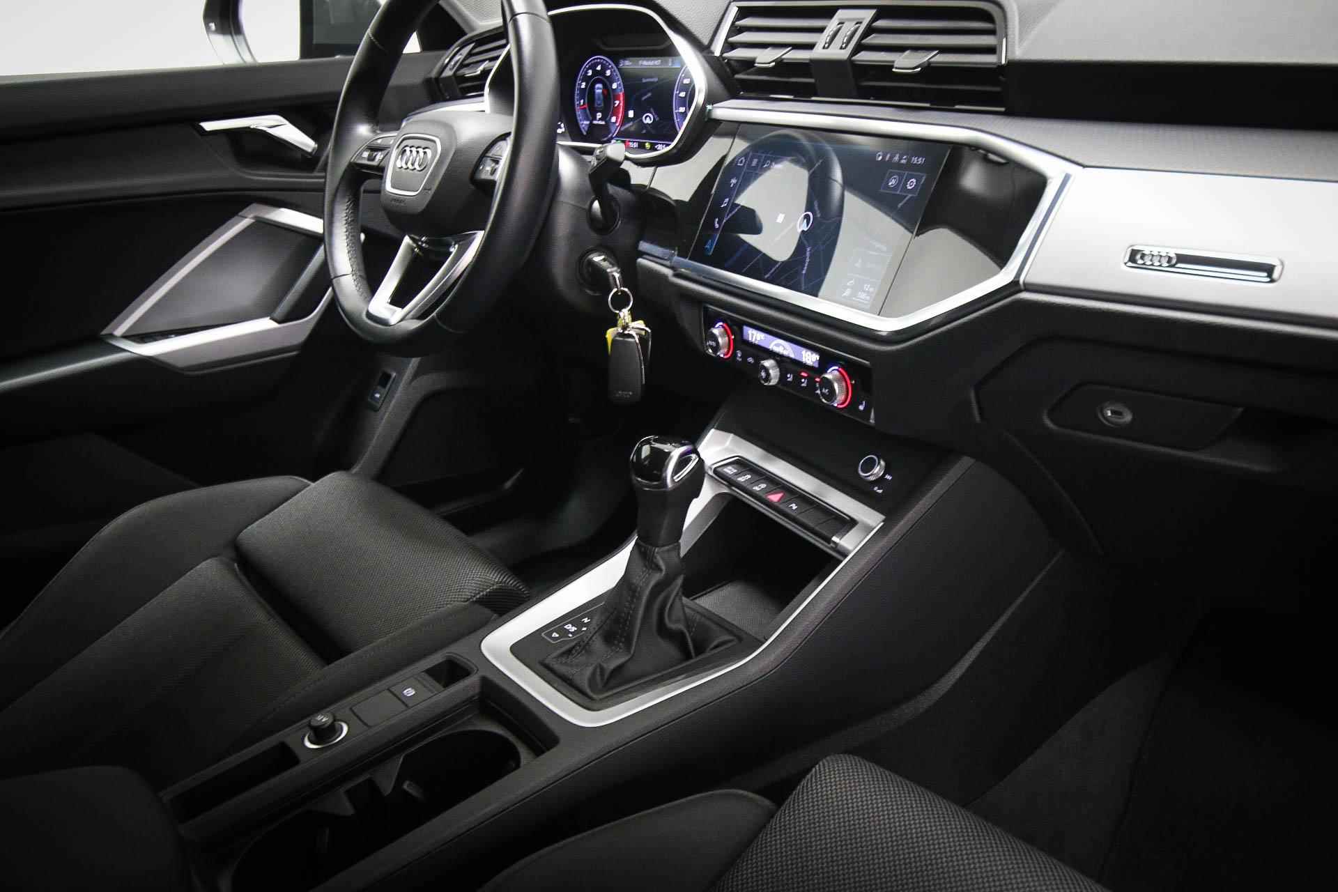 Audi Q3 35 TFSI edition | PARKEER PACK | STANDKACHEL | VIRTUAL COCKPIT | LED | STOELVERWARMING | ACC | NAVI | DAB | APPLE | TREKHAAK | 18" - 3/59