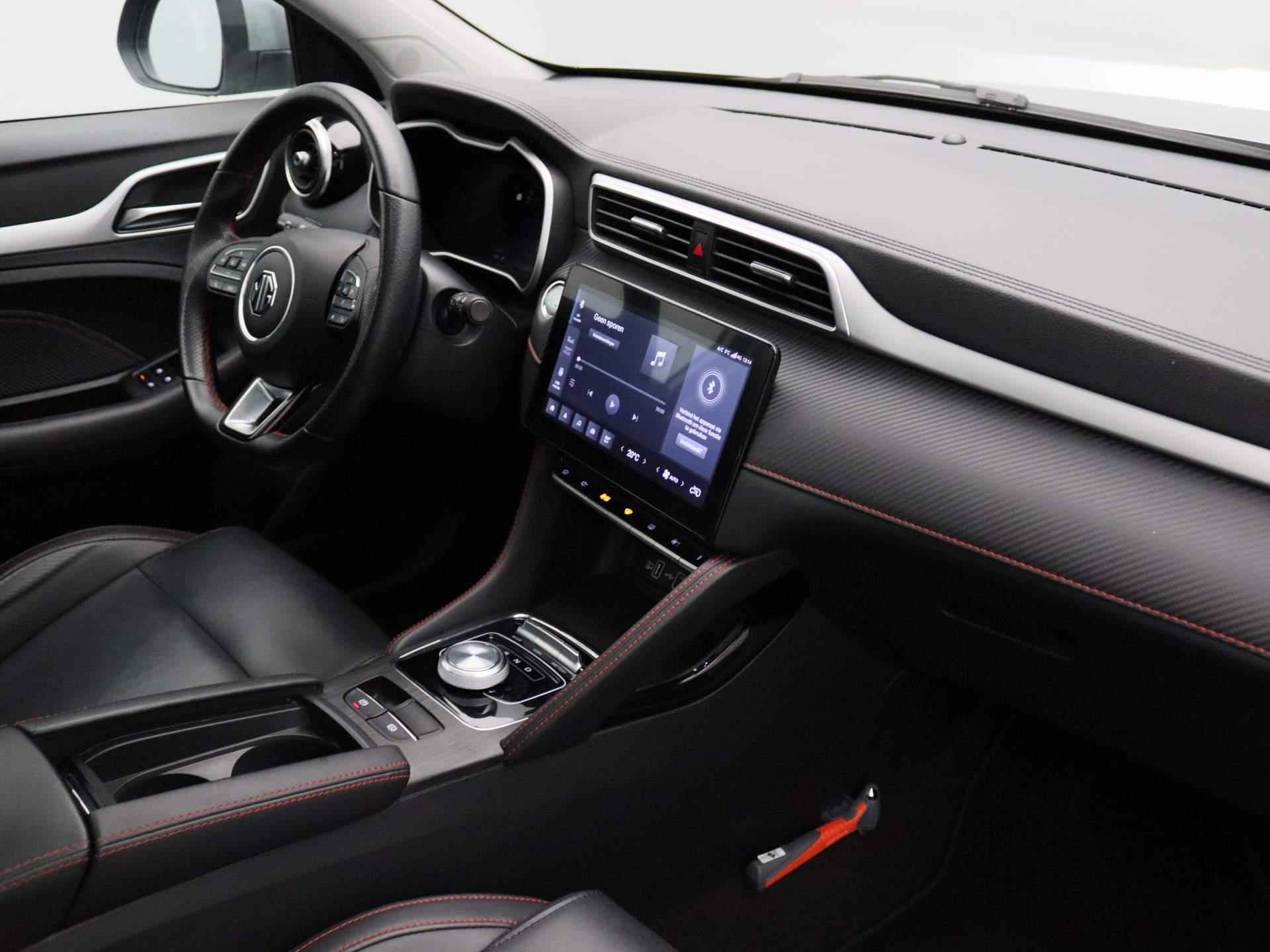 MG ZS EV Long Range Luxury 70 kWh | Navi | Panoramadak | Leder | Camera | Apple CarPlay | Led Koplampen | - 25/26