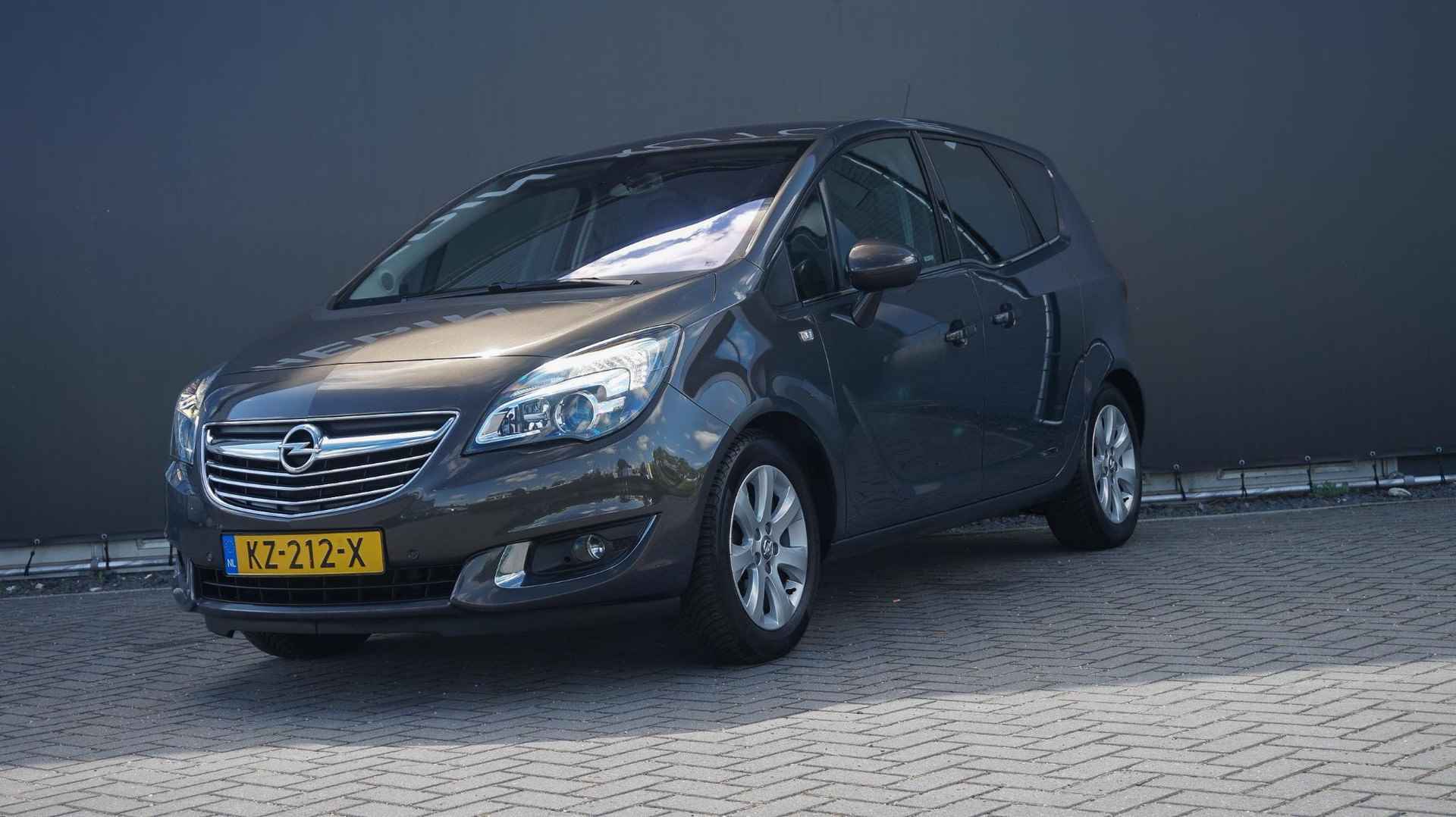 Opel Meriva 1.4 Turbo 120PK Blitz | Navi | Camera | Lederen AGR-stoelen | Stoel/stuurverw. | Privacyglas | PDC V+A | LMV 16 inch  | Trekhaak - 22/26