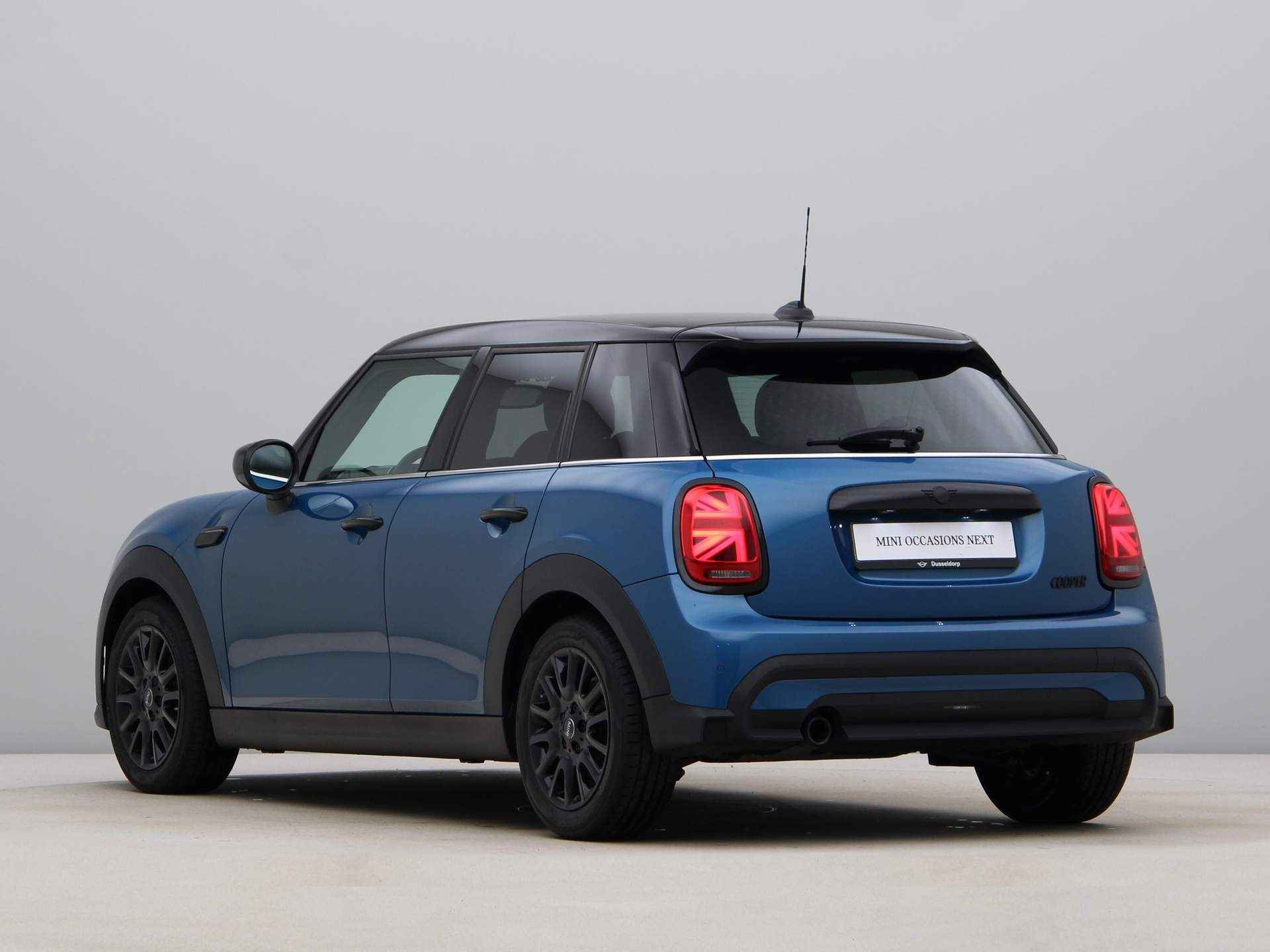 MINI 5-deurs Cooper Camden Edition Aut. - 12/24