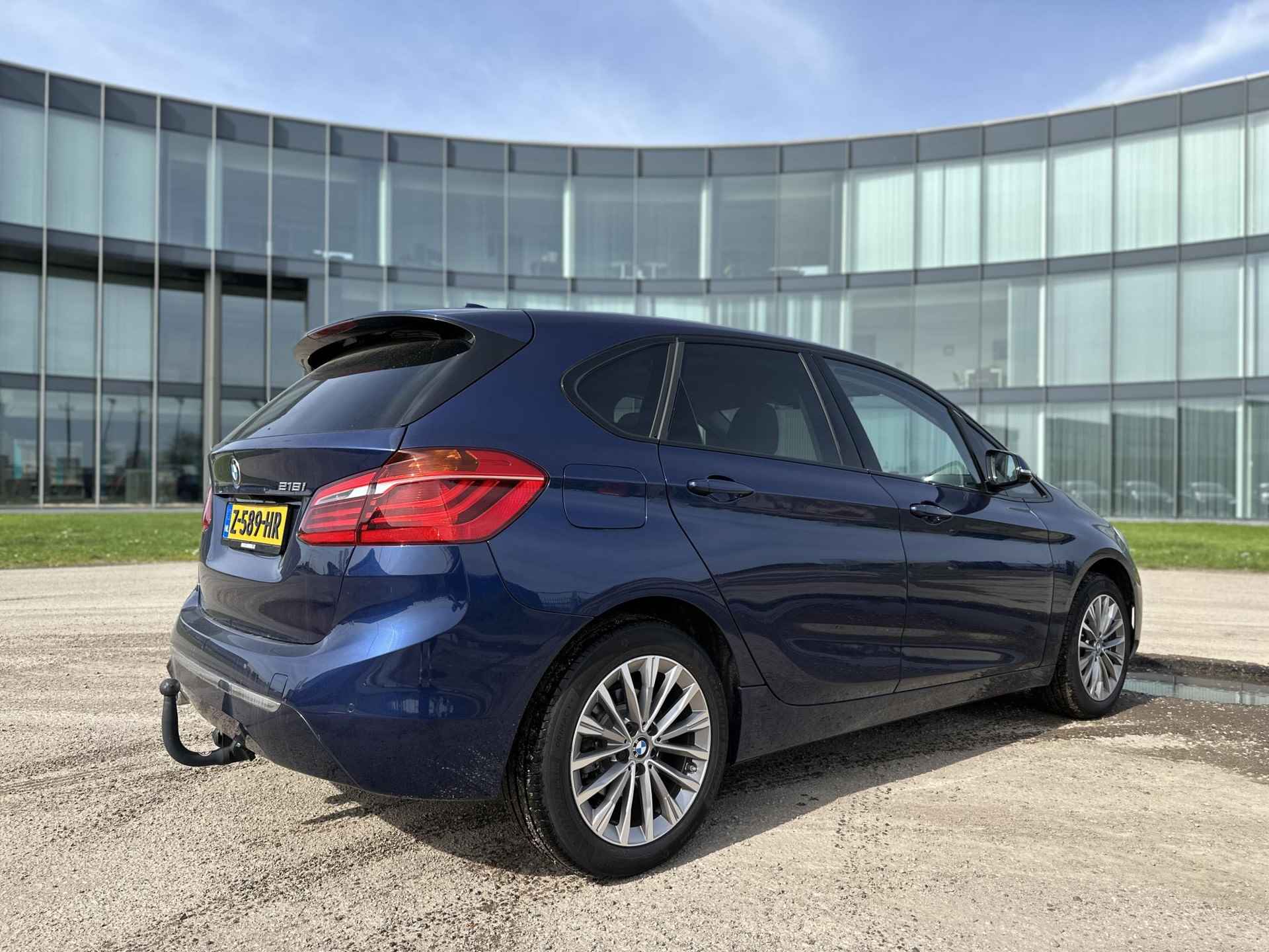 BMW 2-serie Active Tourer 218i High Executive - 2/26