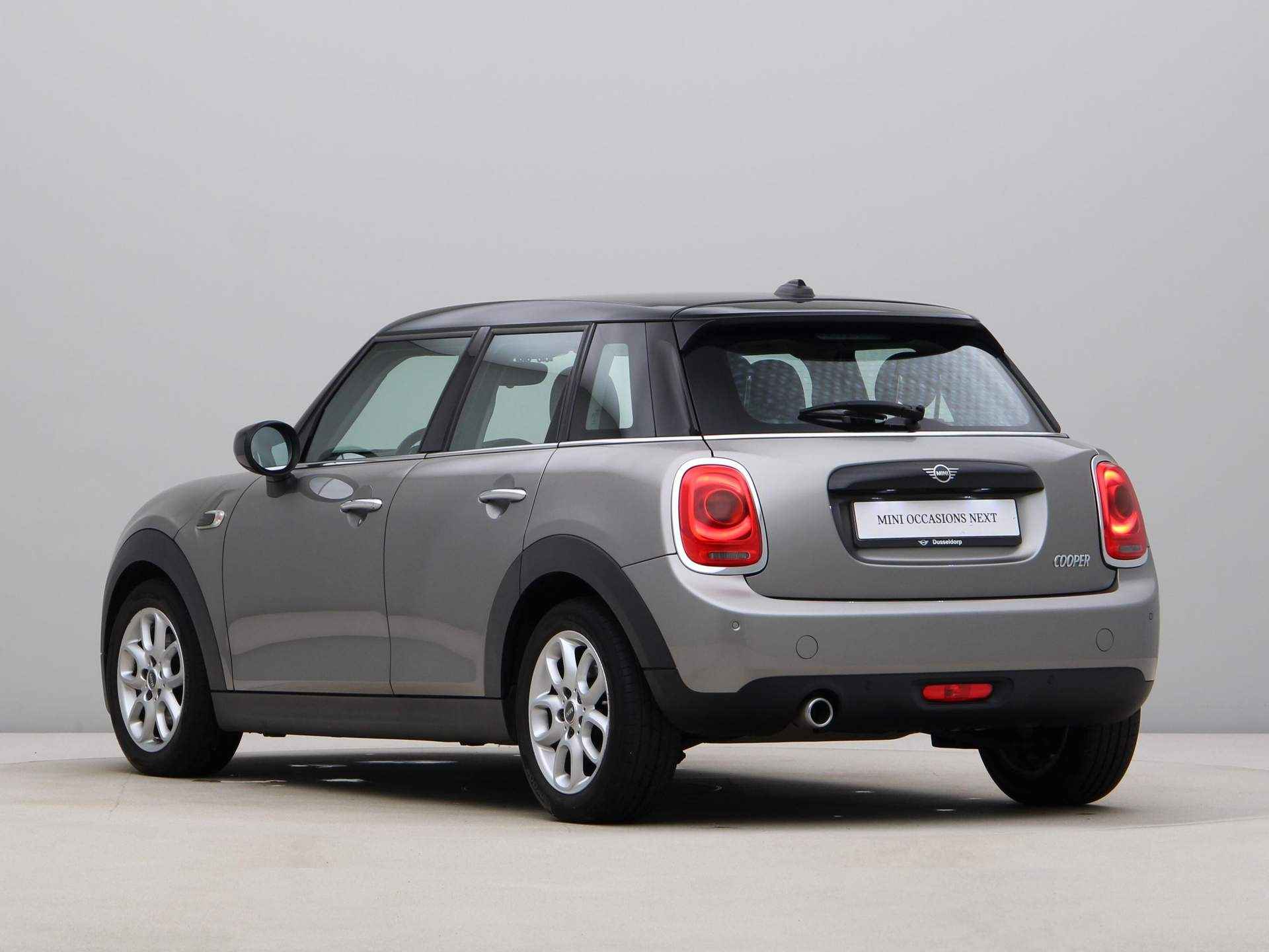 MINI 5-deurs Cooper Business Edition Aut. - 12/23