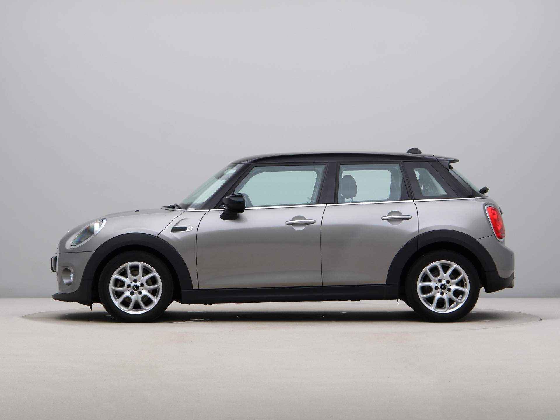 MINI 5-deurs Cooper Business Edition Aut. - 13/23