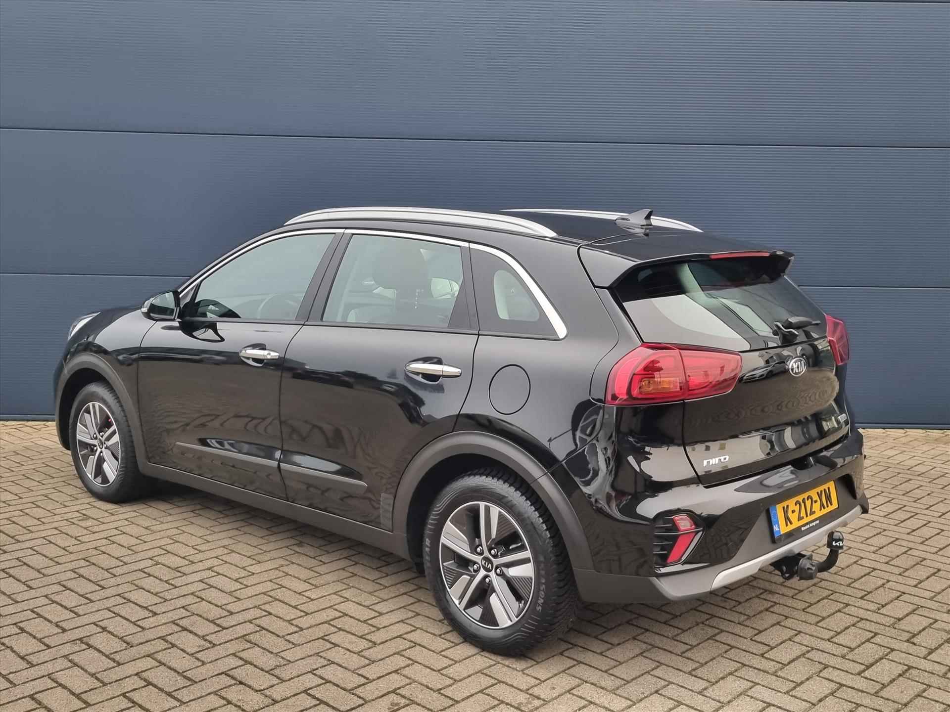 KIA Niro 1.6 GDi Hybrid 141pk  DynamicLine | Navigatie | CLimate Control | Trekhaak | All Season Banden | Lage Km Stand | - 3/31