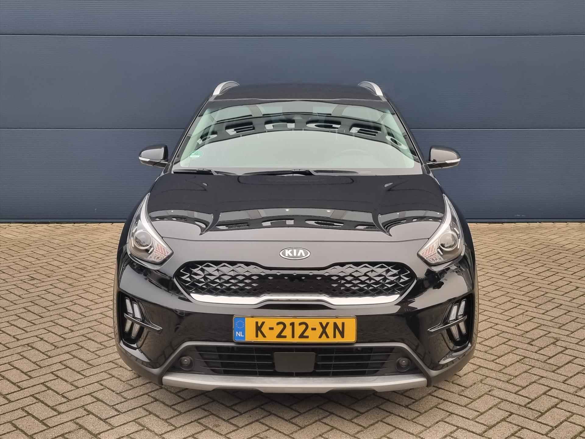 KIA Niro 1.6 GDi Hybrid 141pk  DynamicLine | Navigatie | CLimate Control | Trekhaak | All Season Banden | Lage Km Stand | - 8/31