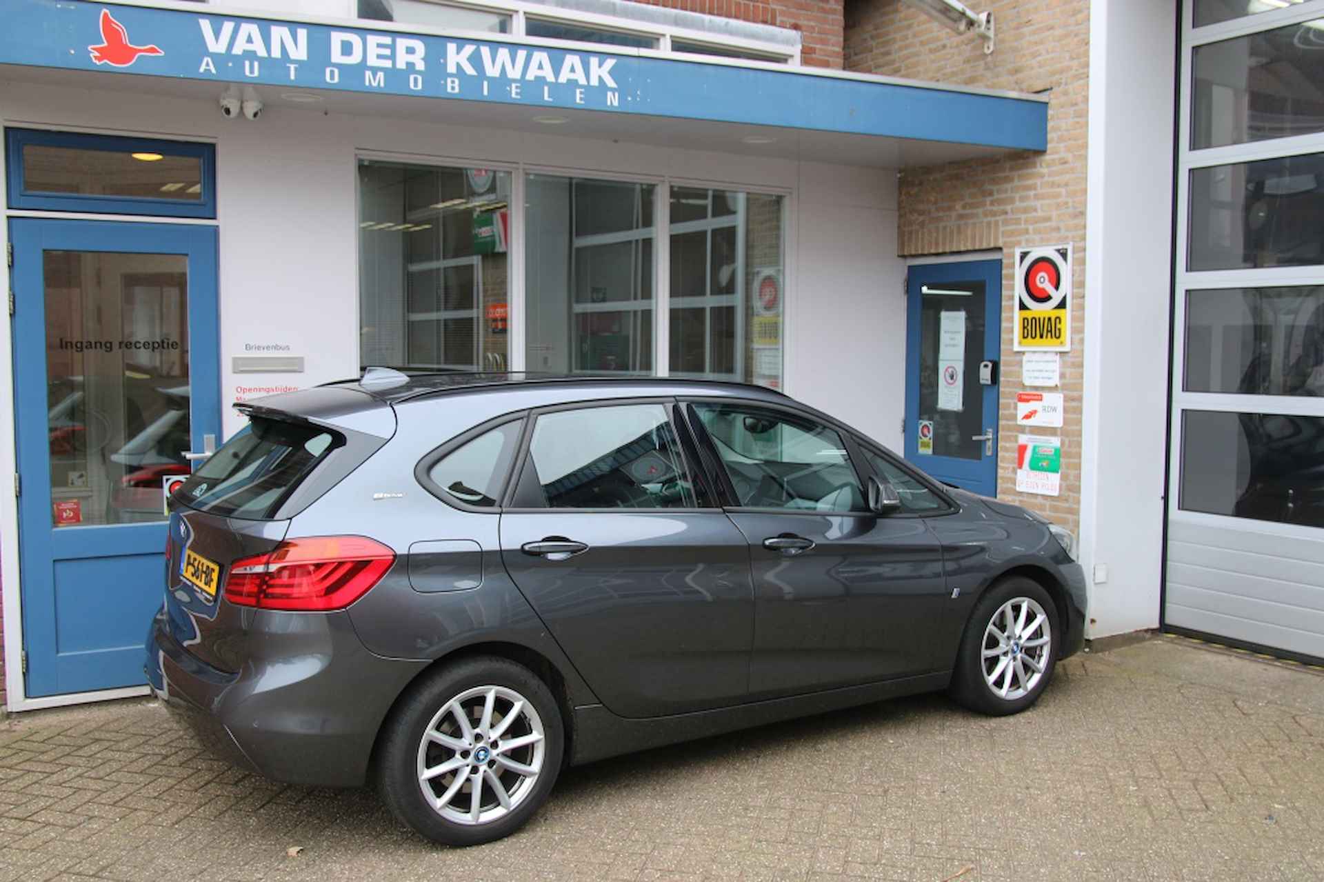 Bmw 2-serie Active Tourer 225xe iP Executive | Led | Parkeer sensoren v/a | Navi | - 31/34