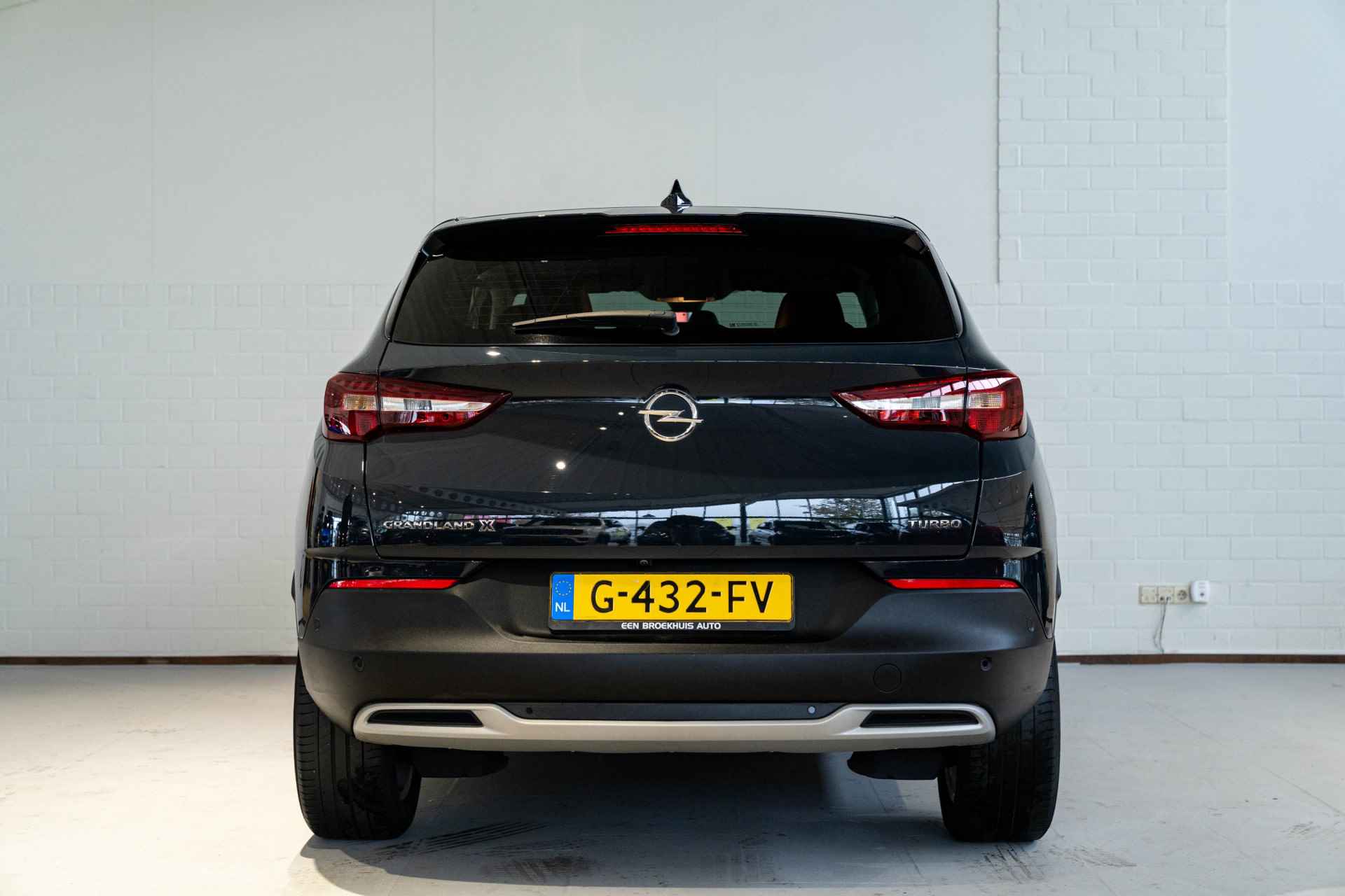 Opel Grandland X 1.2 Turbo 130PK Innovation | Camera | Navi | Keyless entry & Start | Parkeersensoren | Dodehoek Sensoren | - 7/37