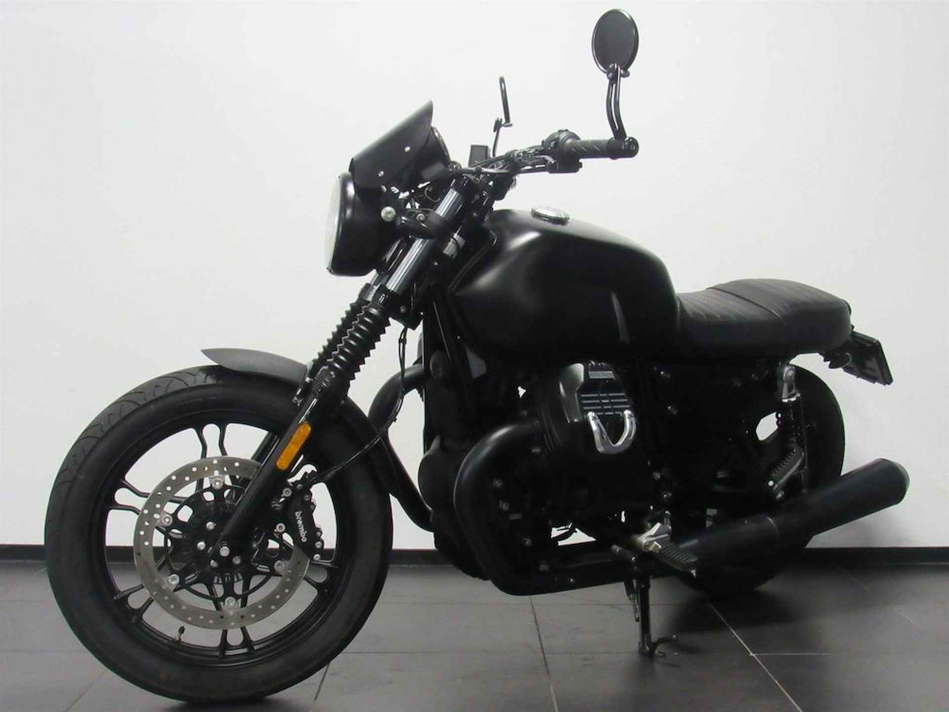 Moto Guzzi V 7 STONE 35 KW - 3/14