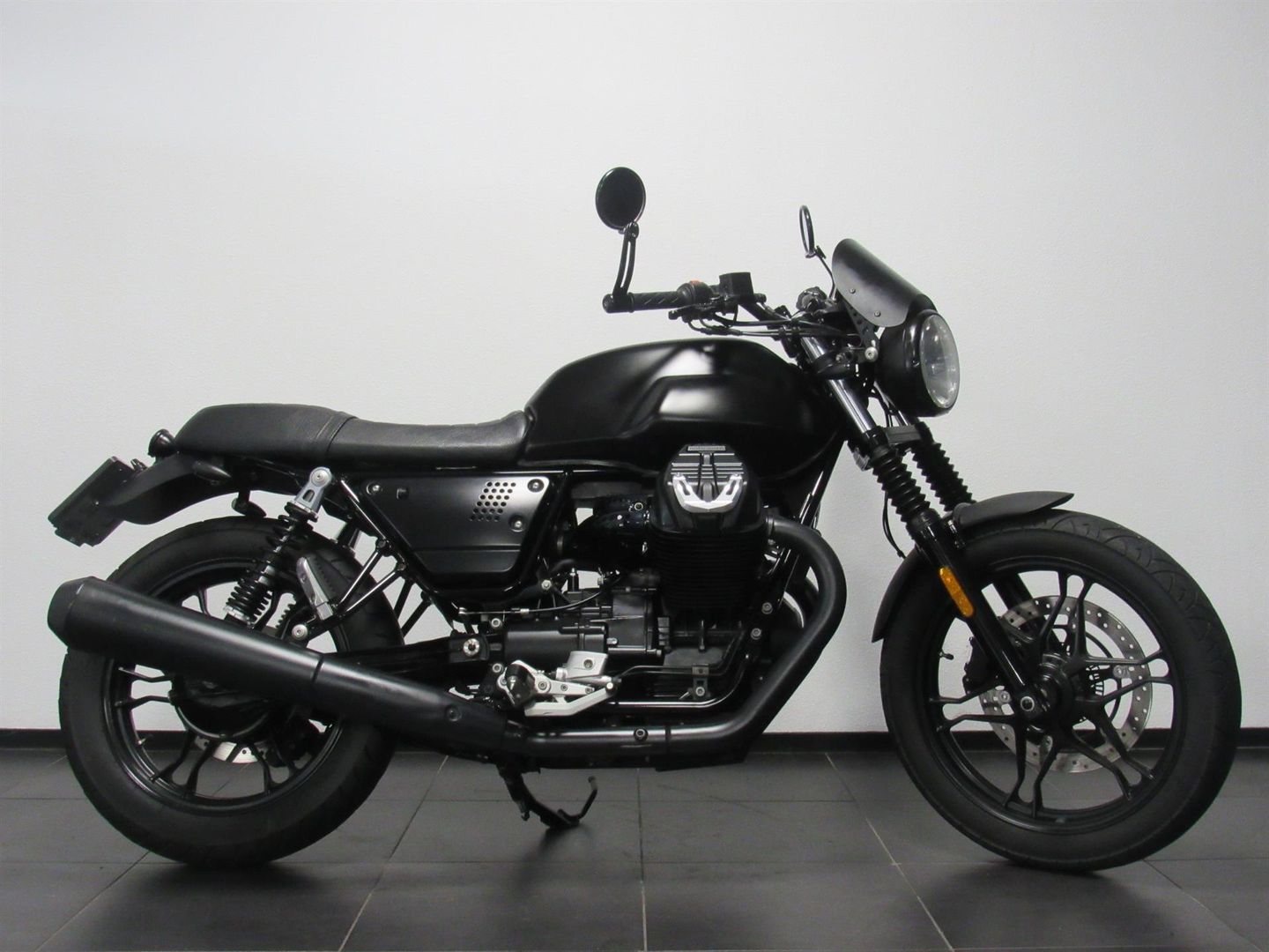 Moto Guzzi V 7 STONE 35 KW - 2017