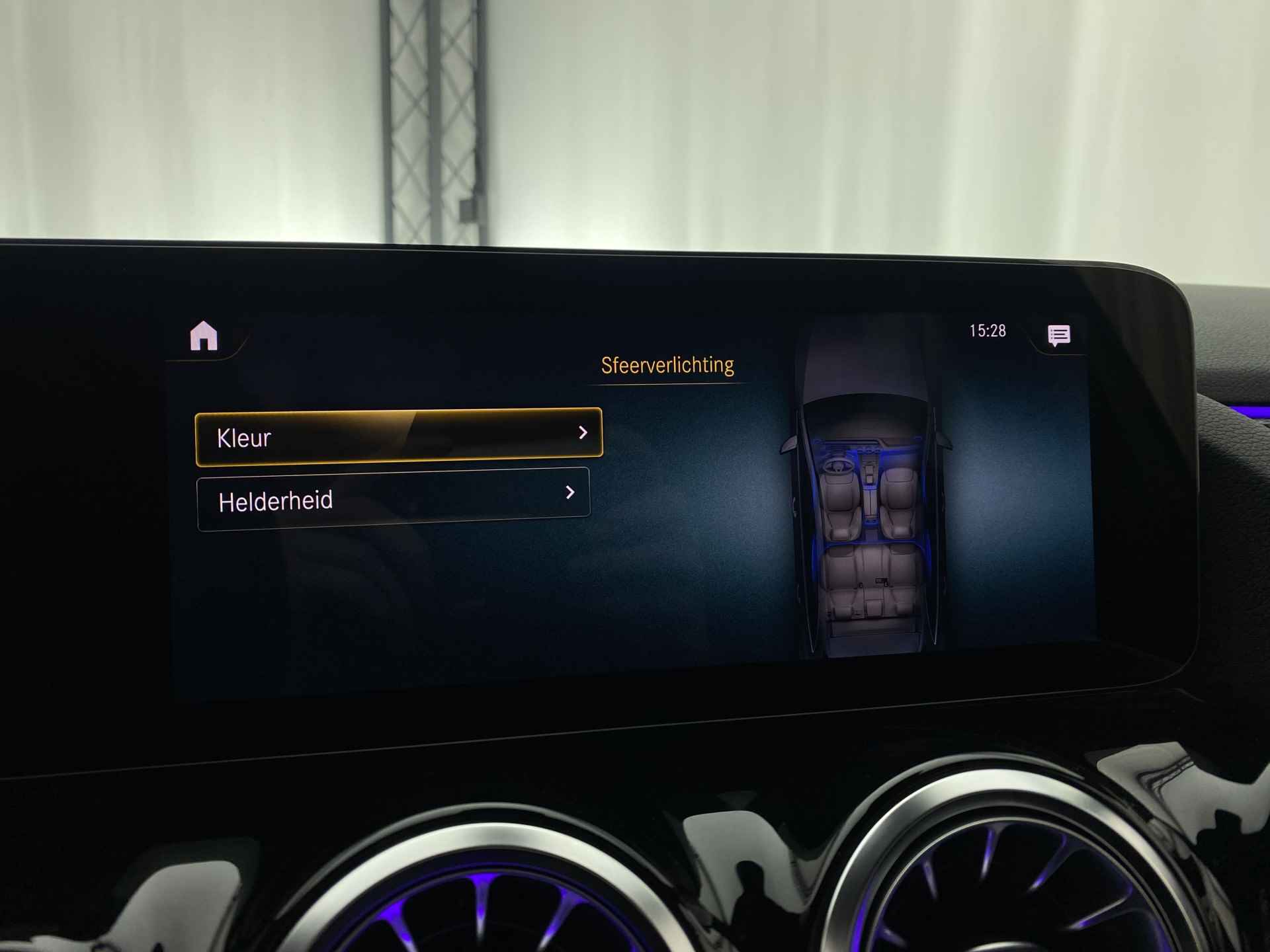 Mercedes-Benz B-Klasse 200 AMG Line Automaat | Apple Carplay | Navi | Camera | Ambient Lighting | Stoelverw. | - 31/41