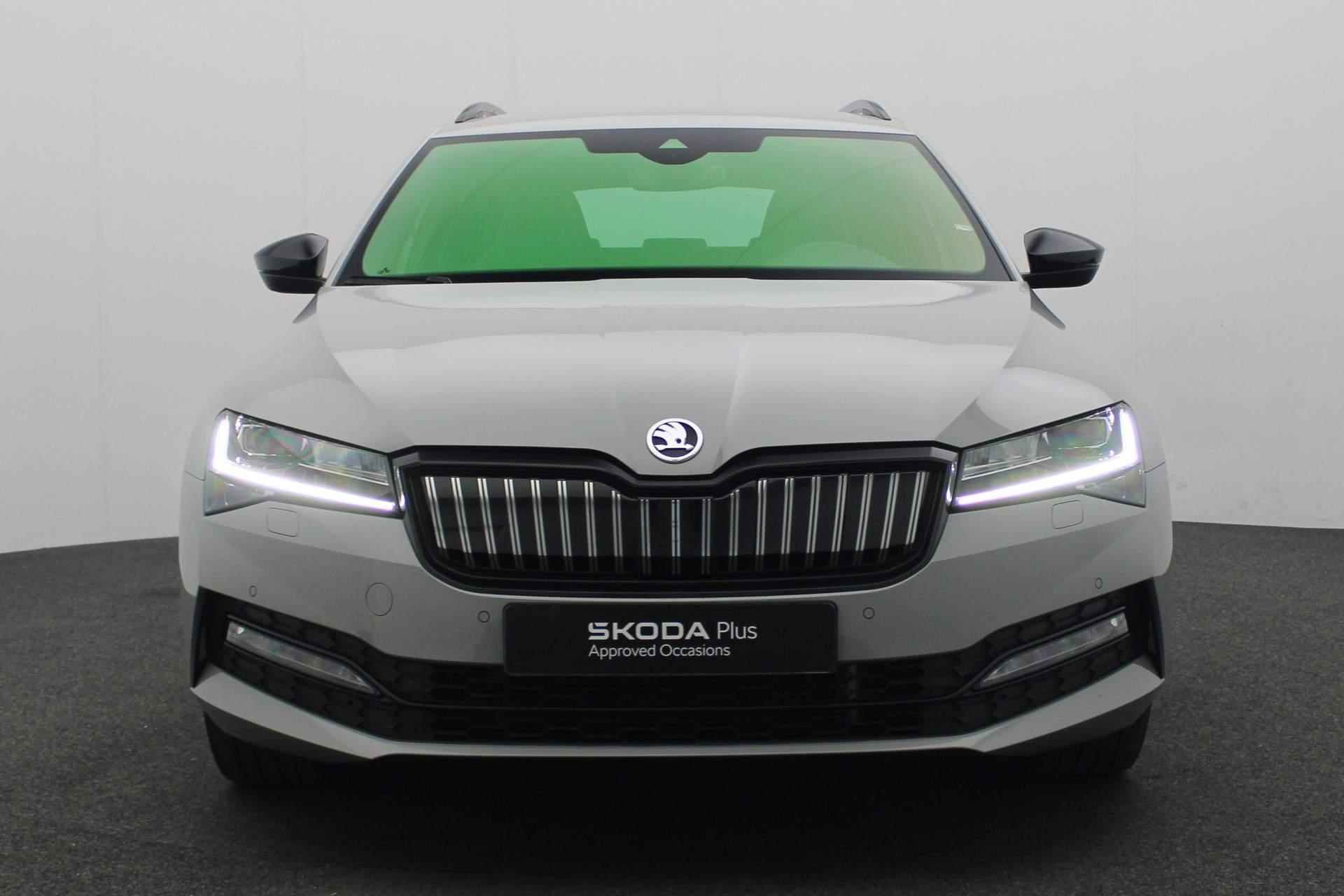 Skoda Superb 1.4 TSI 218PK DSG iV Sportline Business | Trekhaak | Geheugenstoelen | Leder/alcantara | CANTON | Navi Columbus | Stoel-/achterbankverwarming | Adaptief onderstel - 22/50