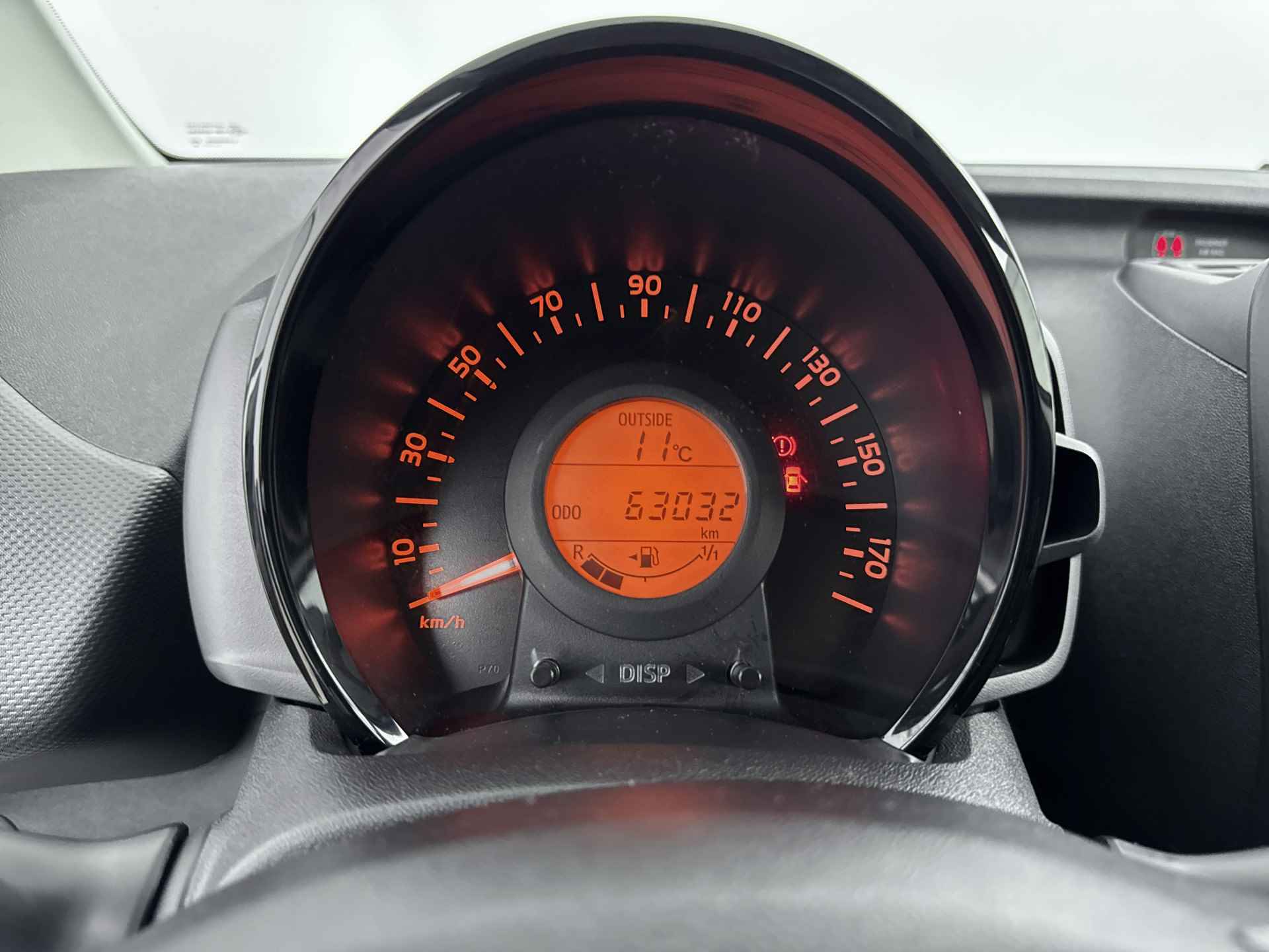 Toyota Aygo 1.0 VVT-i x-fun | Airco | Bluetooth | Radio | - 7/40