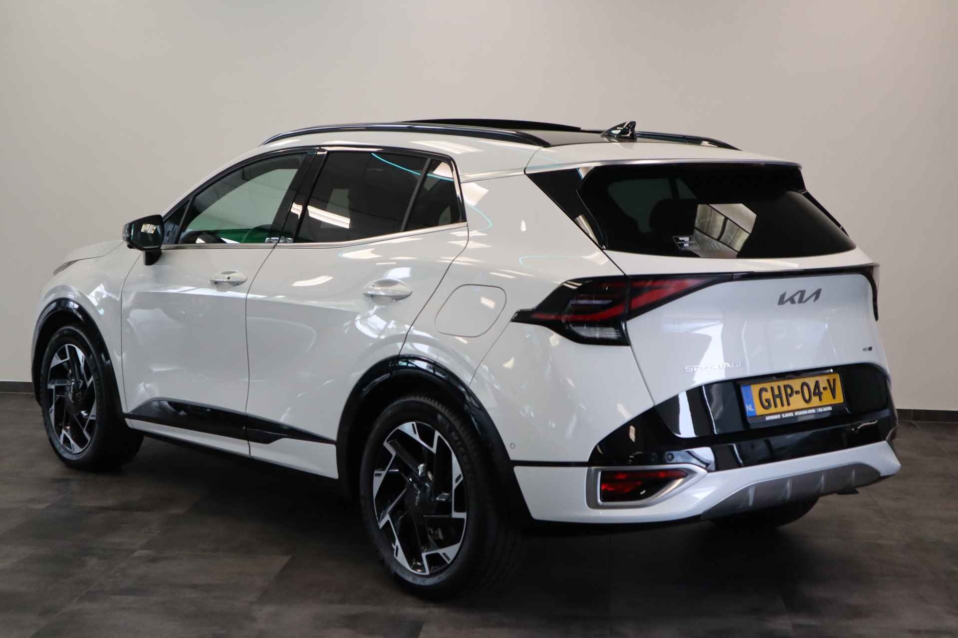 Kia Sportage 1.6 T-GDi Plug-in Hybrid AWD GT-Line Panoramadak, Navigatie, 19 inch LMV Cruise control 2 jaar garantie mogelijk* (vraag naar de voorwaarden) - 3/28