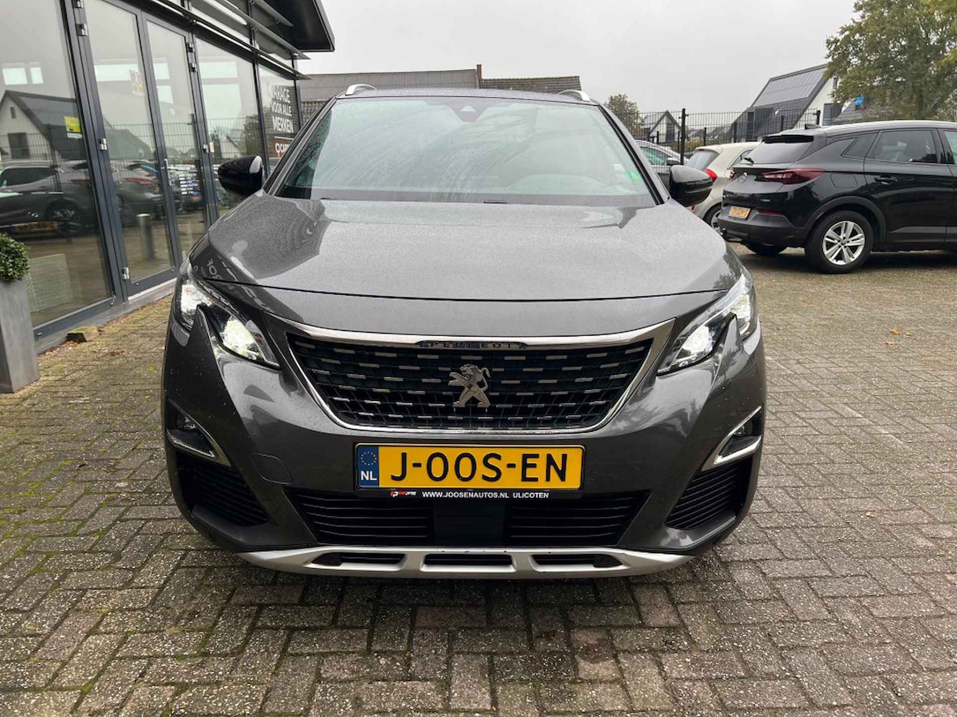 PEUGEOT 3008 1.6 E-THP GT LINE - 5/34