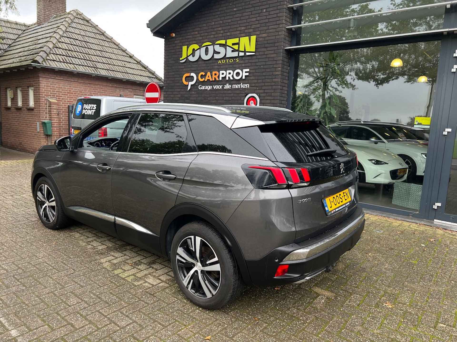 PEUGEOT 3008 1.6 E-THP GT LINE - 6/34