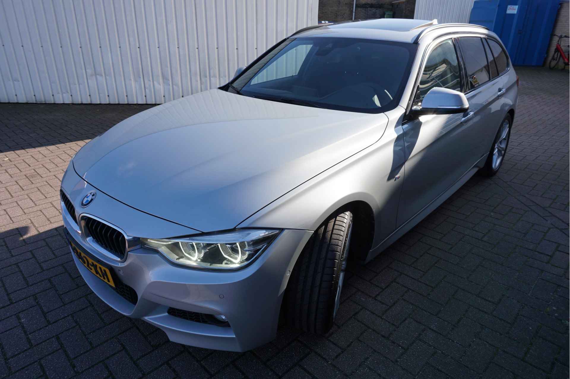 BMW 3 Serie Touring 318I M Sport Edition Automaat - 5/25