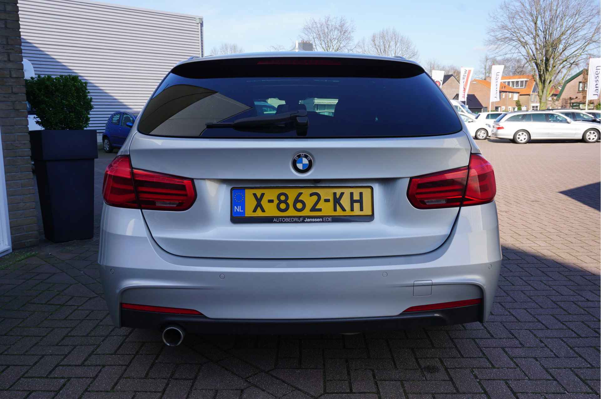 BMW 3 Serie Touring 318I M Sport Edition Automaat - 10/25