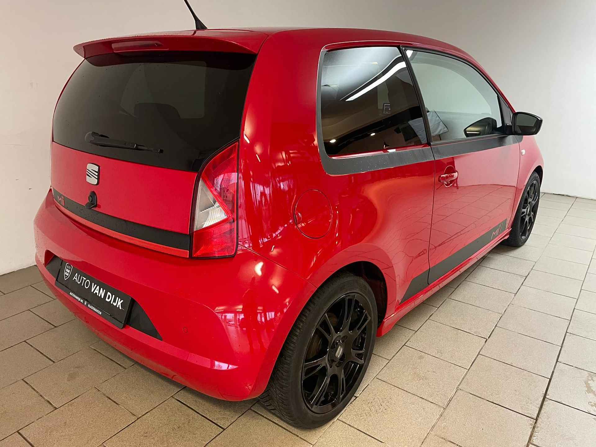 Seat MII 1.0 Sport 75PK AIRCO NAVI CRUISE PDC VELGEN SPOILERS STRIPING ZEER SPECIAAL ZEER NETTE AUTO - 6/38